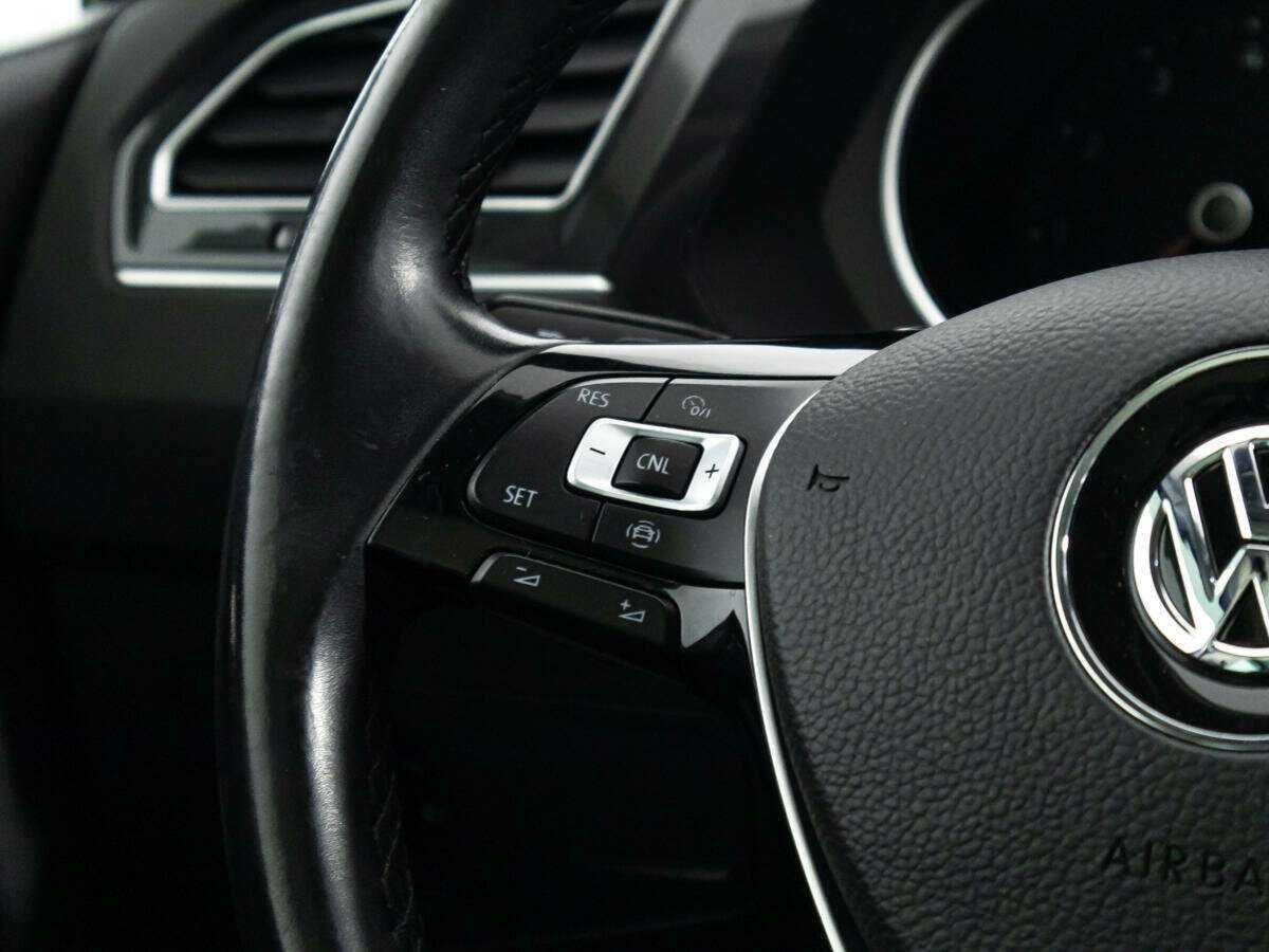 Volkswagen Tiguan L, 2019 Фото №18