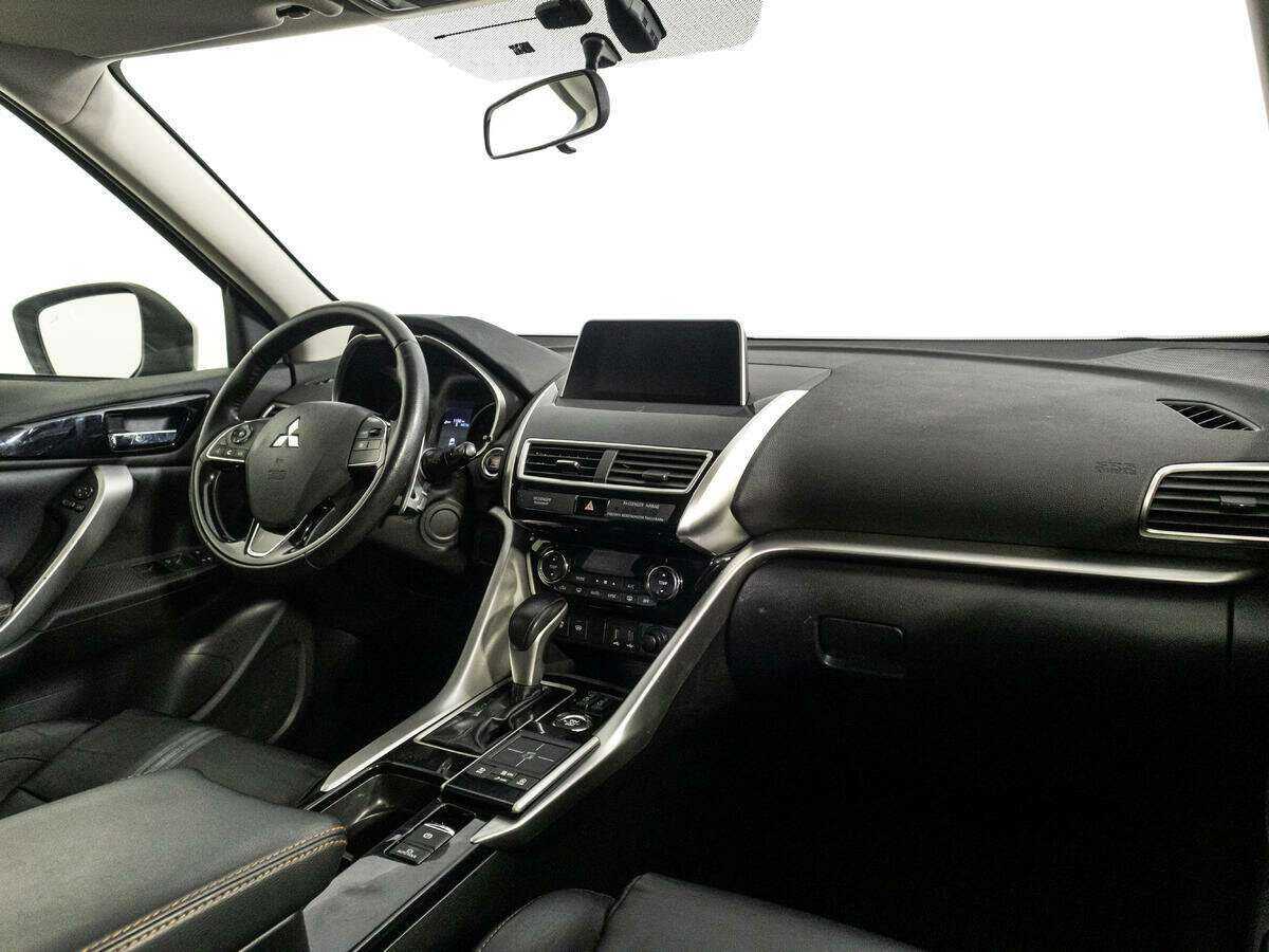 Mitsubishi Eclipse Cross, 2018 - 120 745 км. | Фото №7