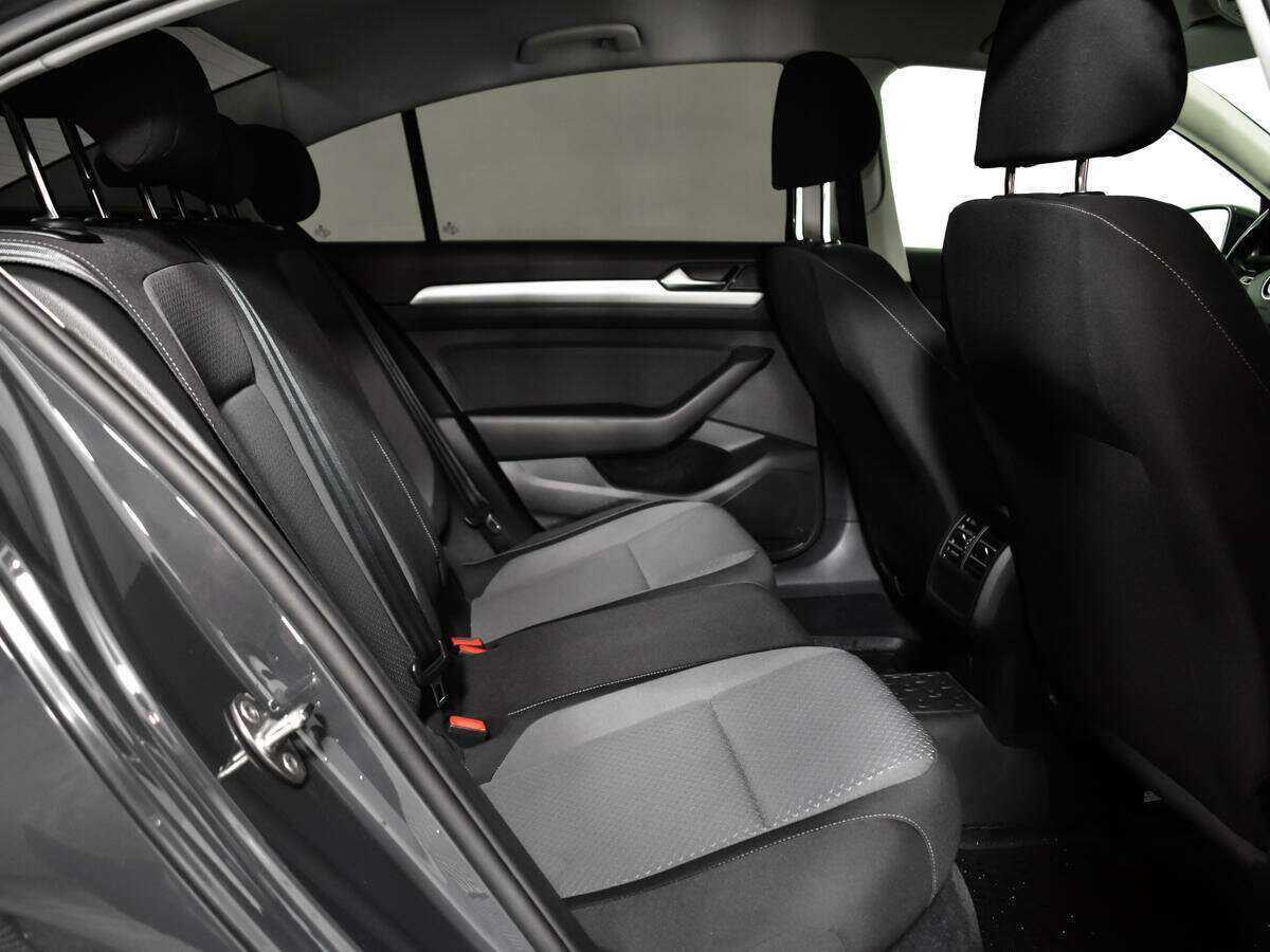 Volkswagen Passat, 2017 Фото №10