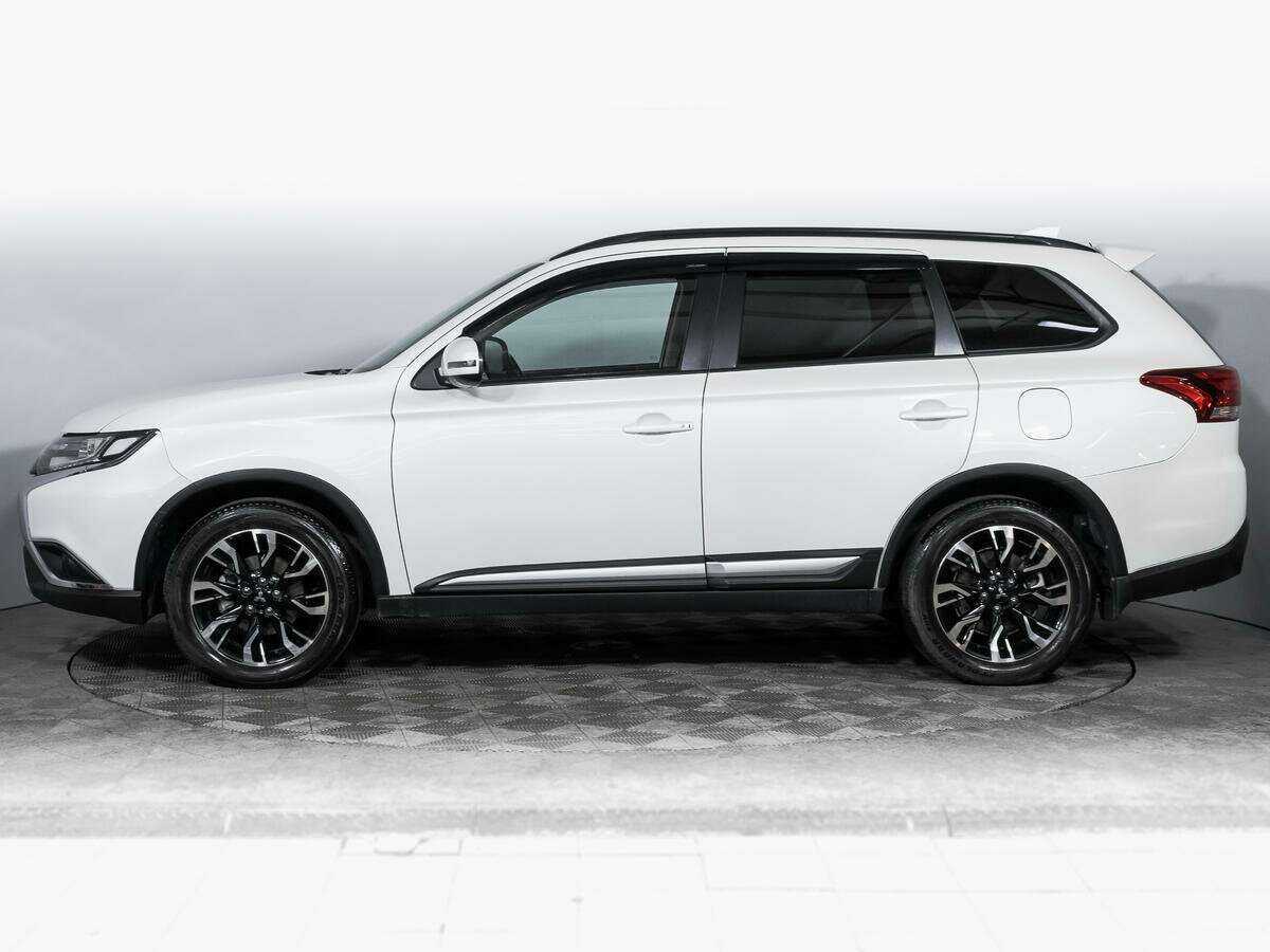 Mitsubishi Outlander, 2021 - 43 837 км. | Фото №8