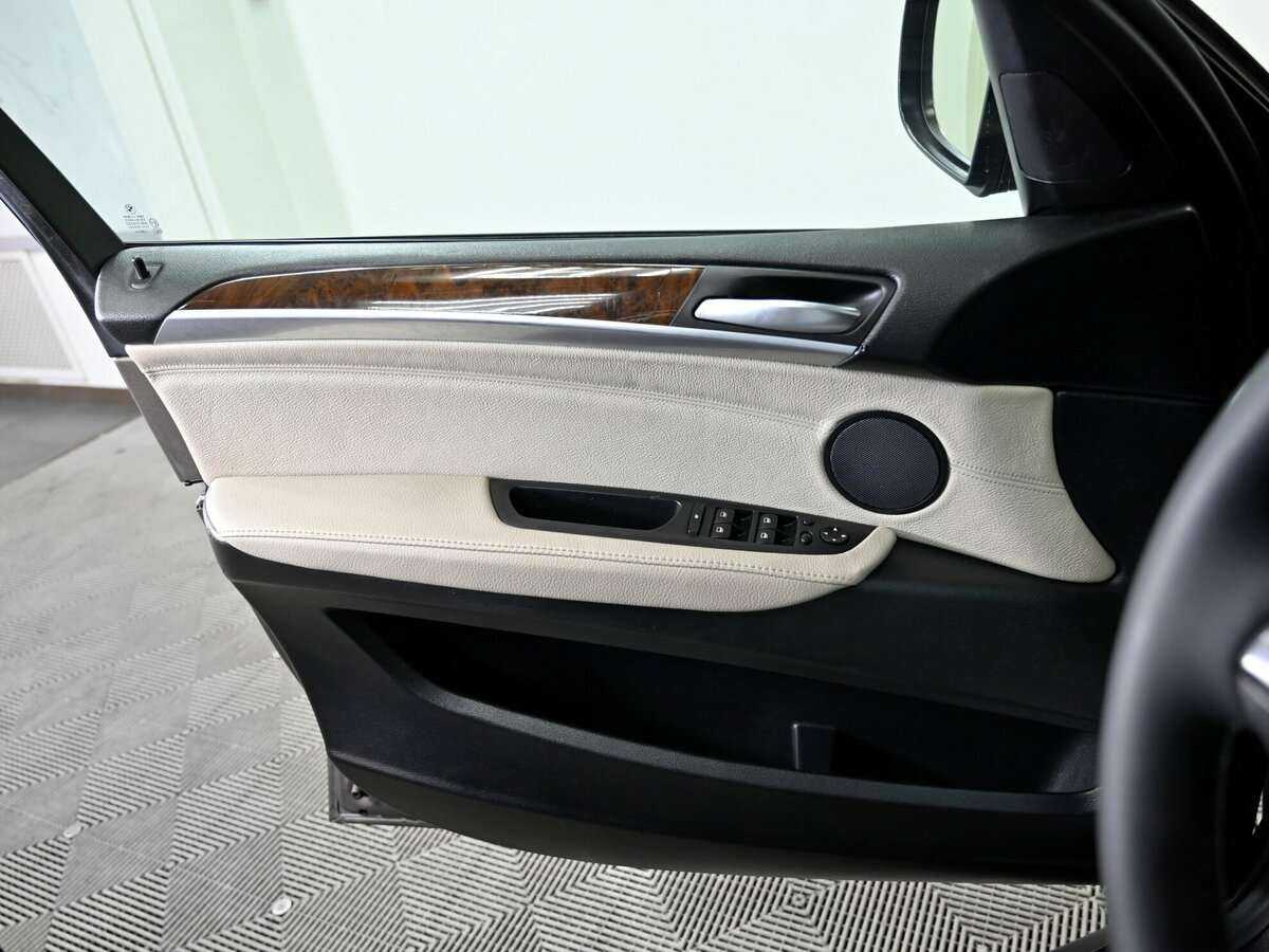 BMW X5 35i, 2012 Фото №7