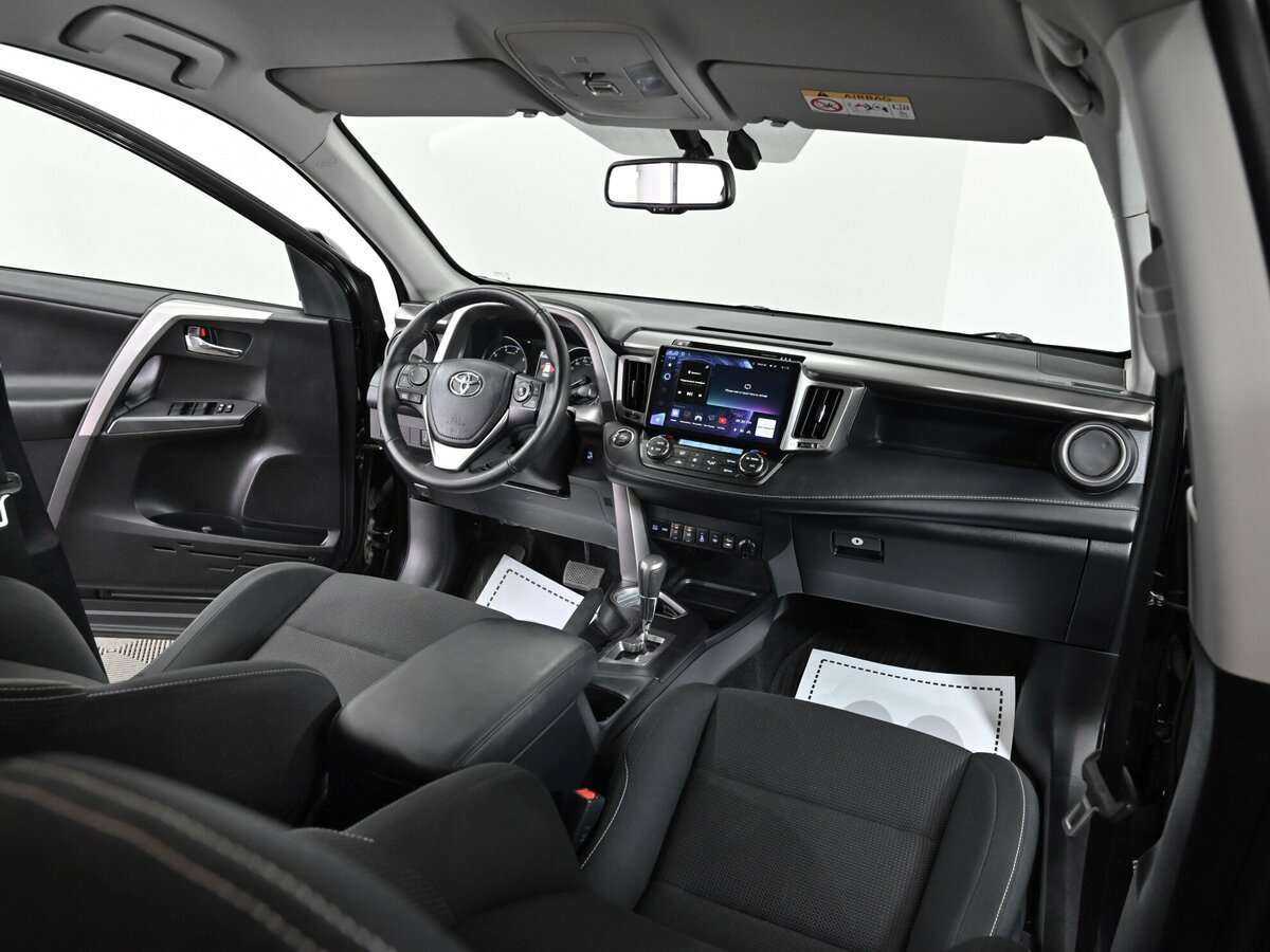 Toyota RAV4, 2018 - 132 000 км. | Фото №5