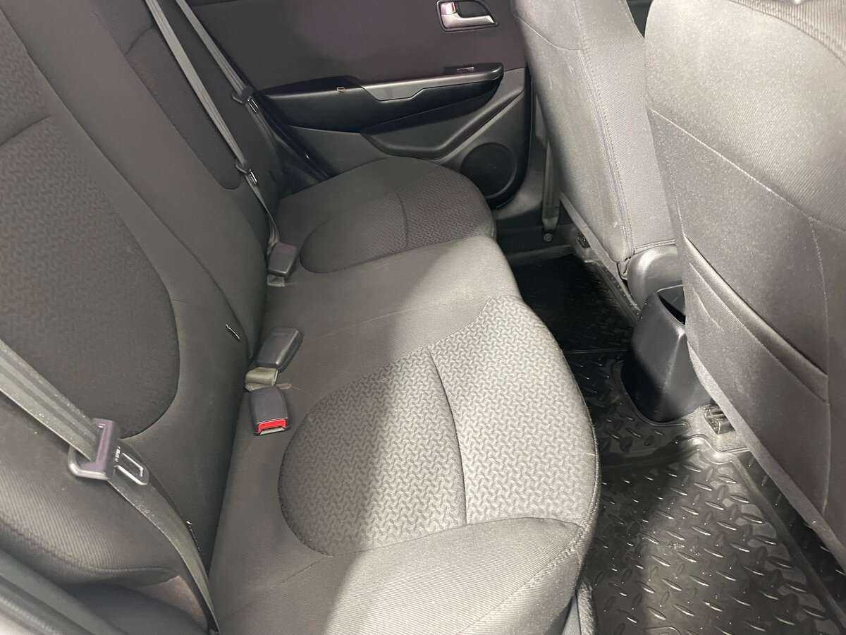 Kia Rio 5-speed, 2013 Фото №17