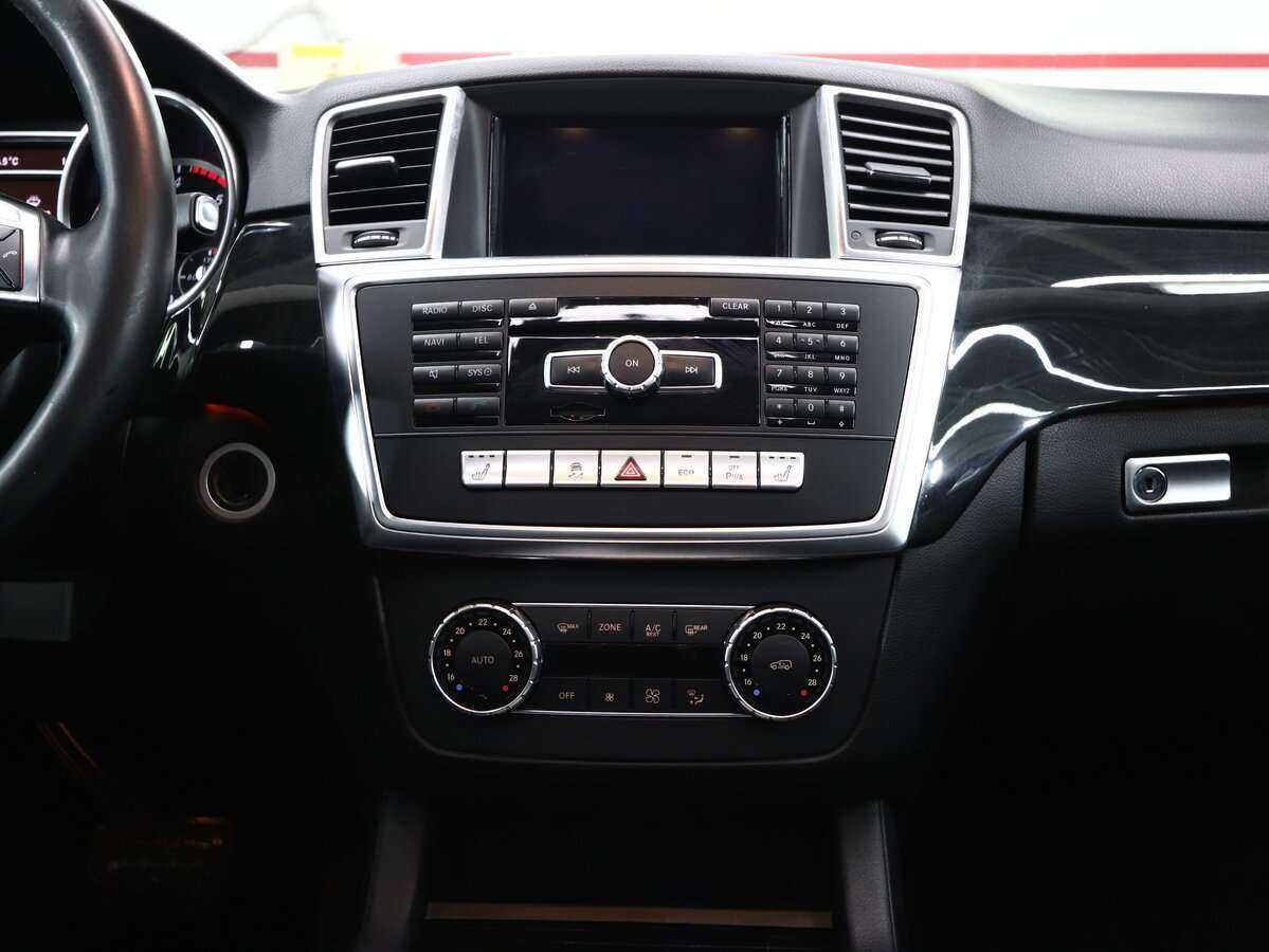 Mercedes-Benz M-Класс 350 CDI, 2015 Фото №18