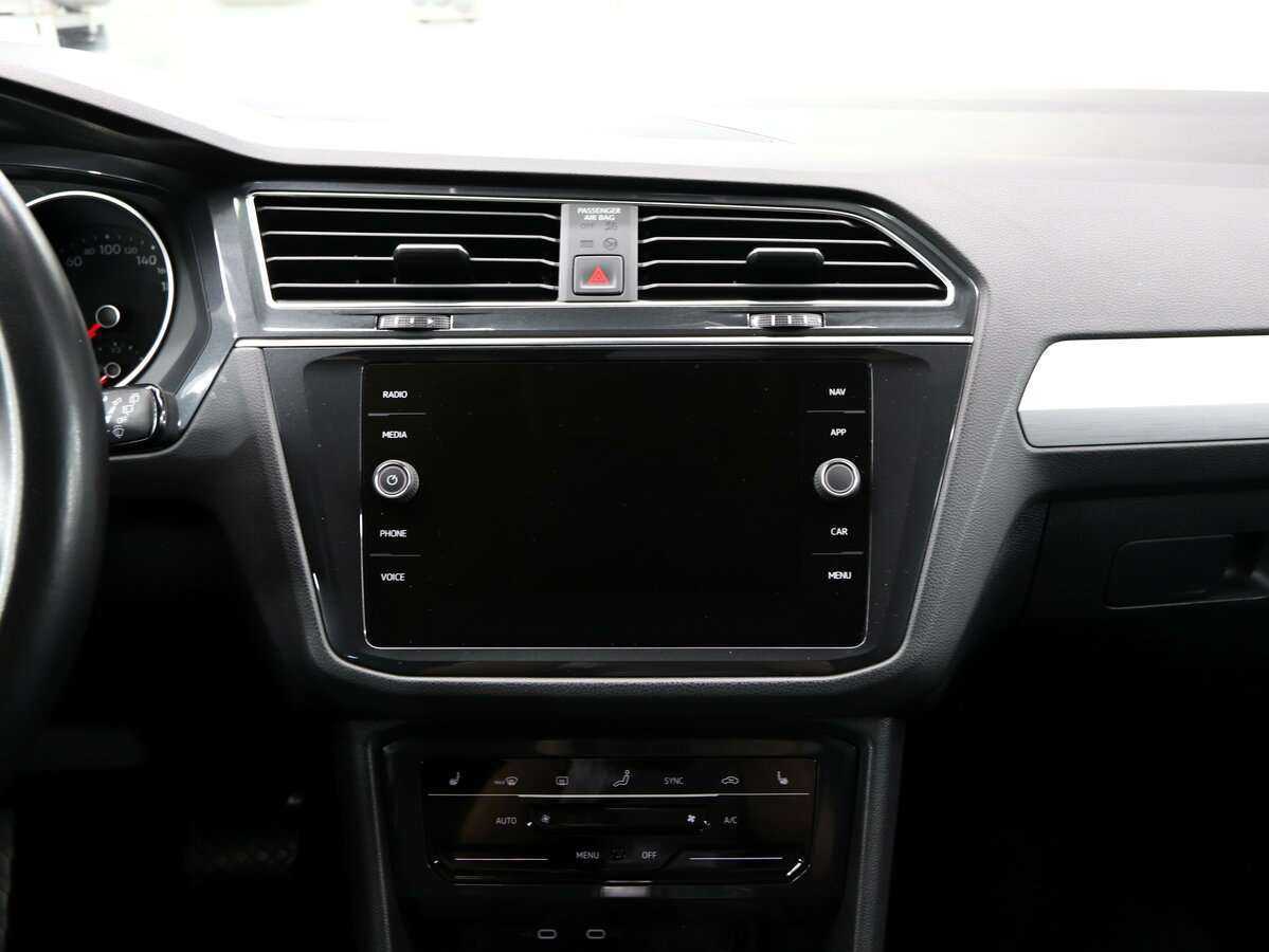 Volkswagen Tiguan, 2021 Фото №18