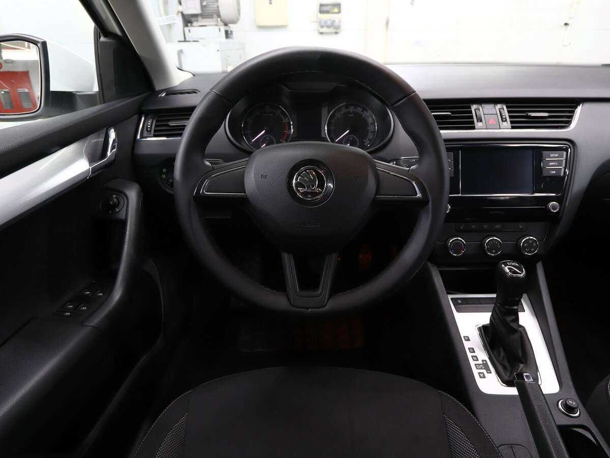 Skoda Octavia, 2018 Фото №16