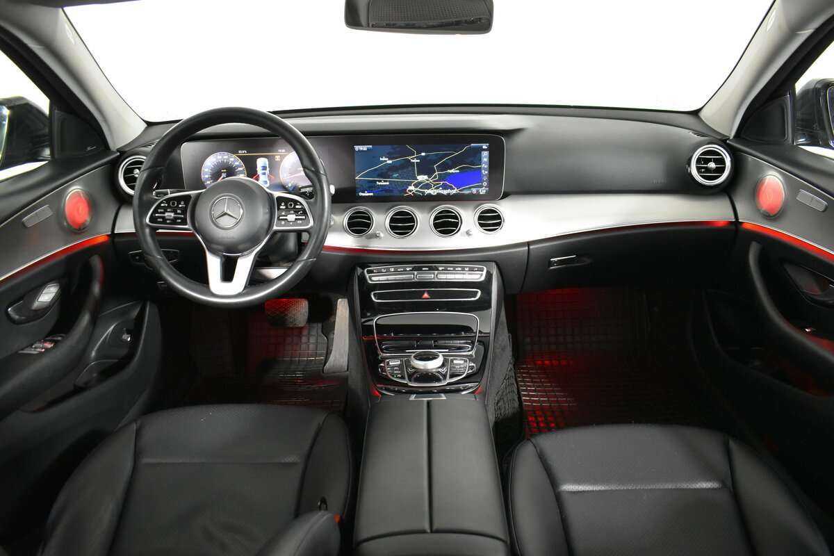 Mercedes-Benz E-Класс 200, 2018 Фото №10