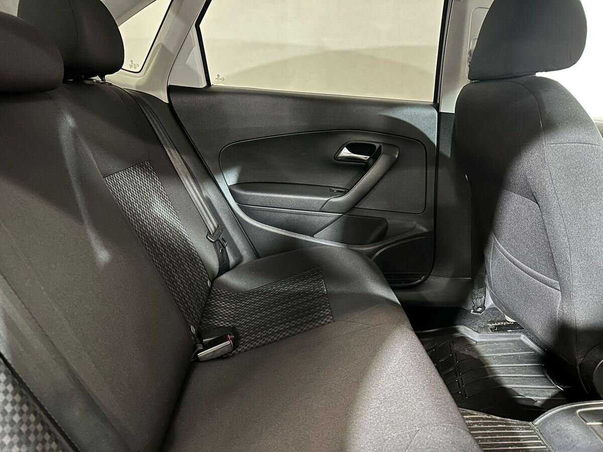 Volkswagen Polo, 2019 Фото №10