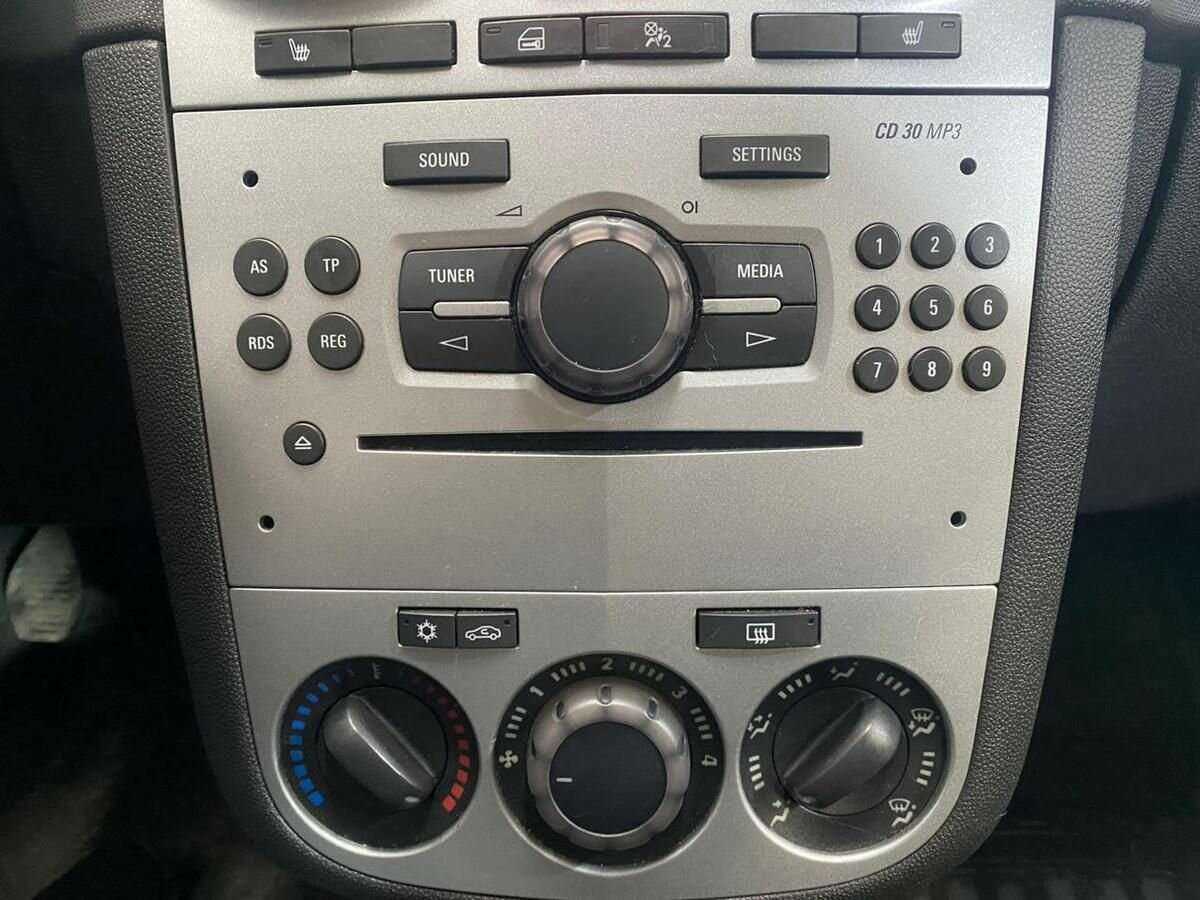 Opel Corsa, 2012 Фото №13