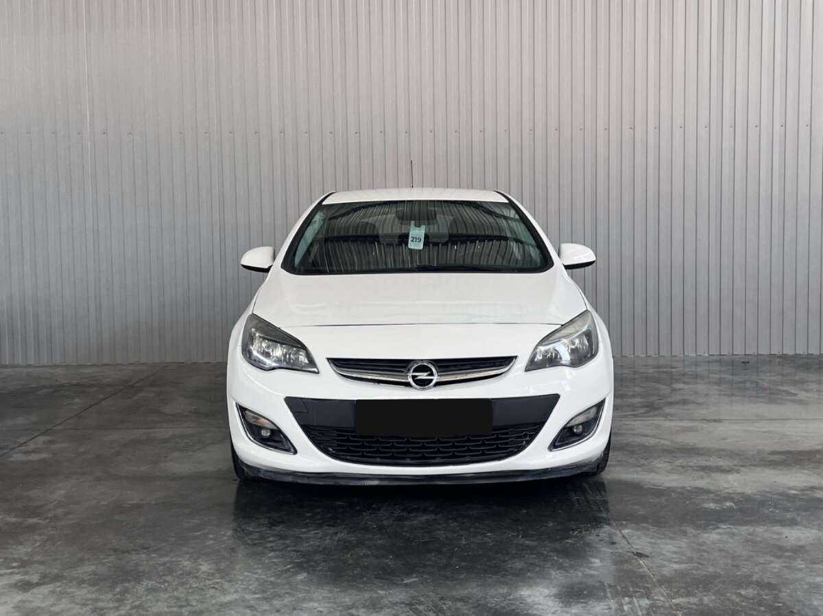 Opel Astra, 2012 - 98 086 км. | Фото №2