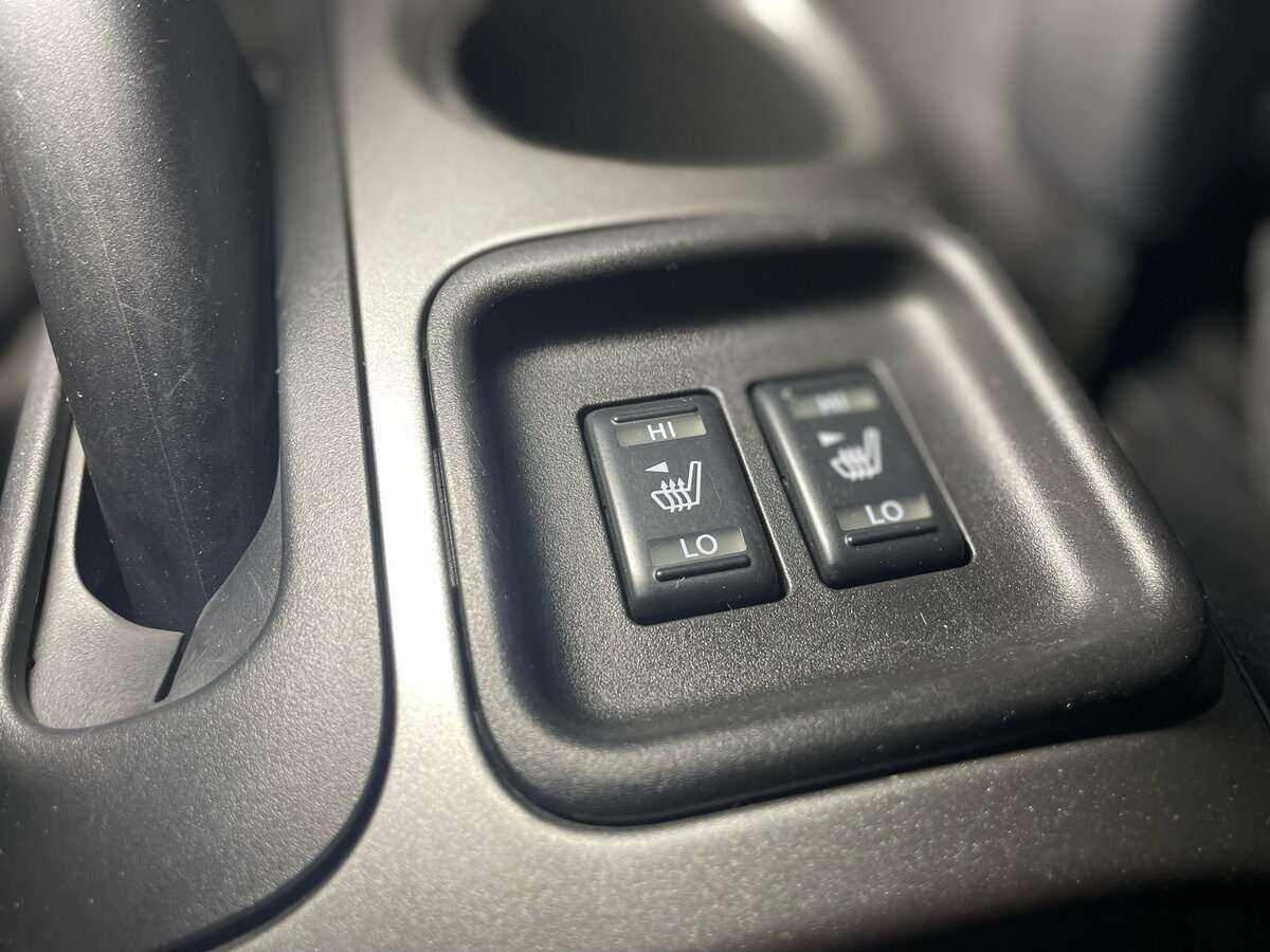 Nissan Juke, 2012 Фото №16