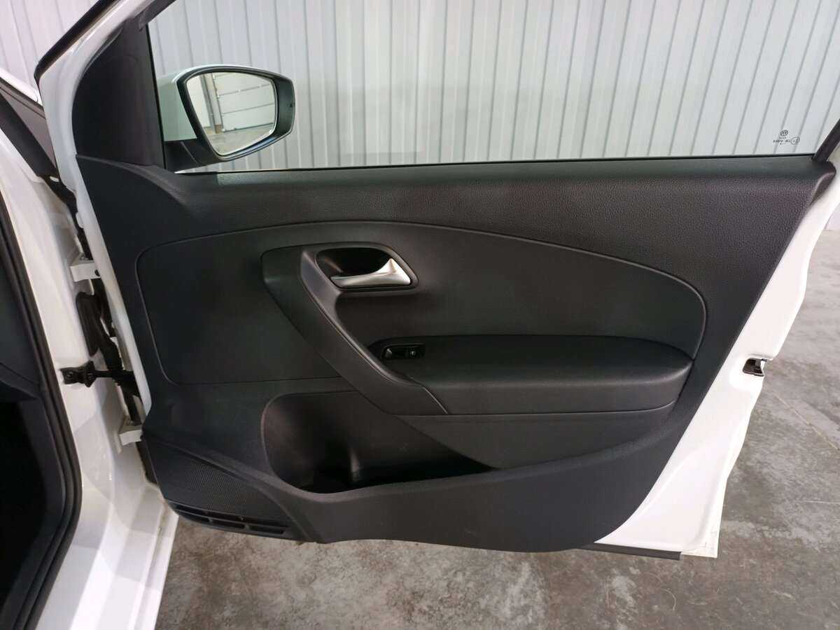 Volkswagen Polo, 2019 Фото №21