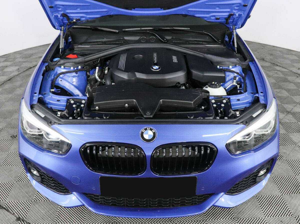 BMW 1 серии 118i, 2018 Фото №8