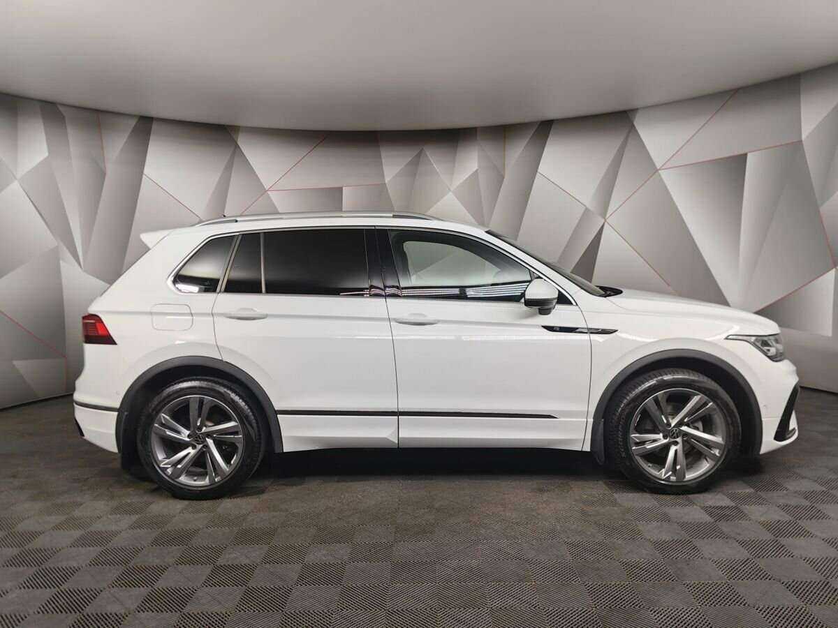 Volkswagen Tiguan, 2021 - 48 962 км. | Фото №6