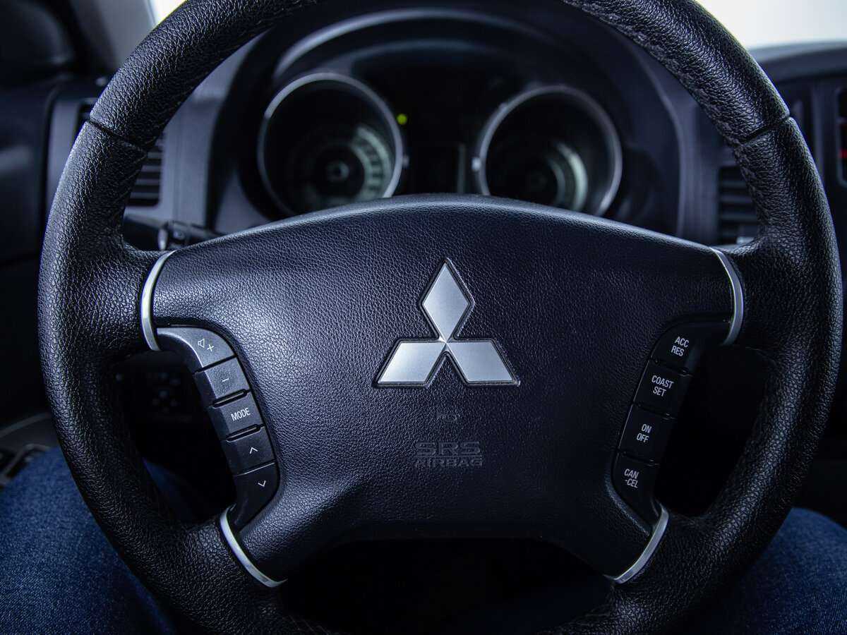 Mitsubishi Pajero, 2012 Фото №10