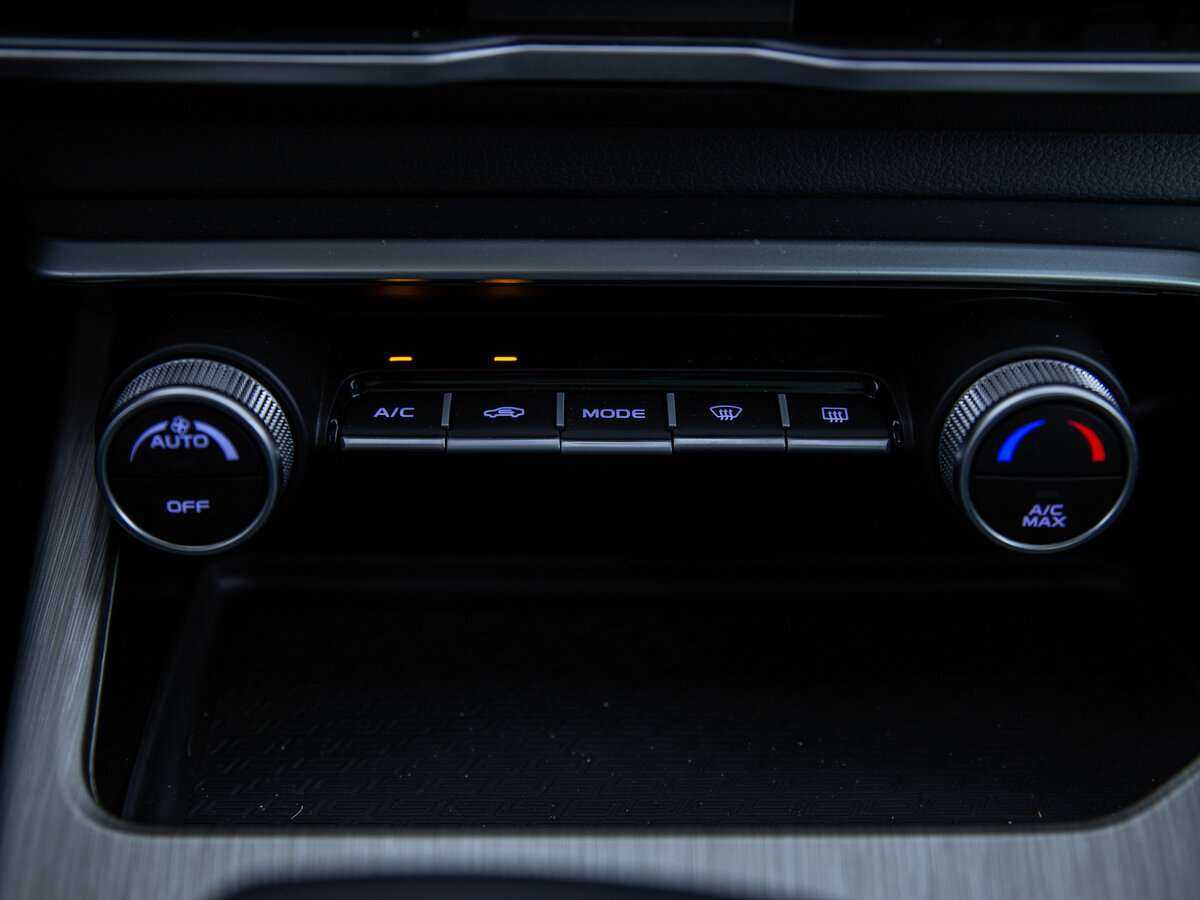 Geely Coolray, 2023 Фото №16