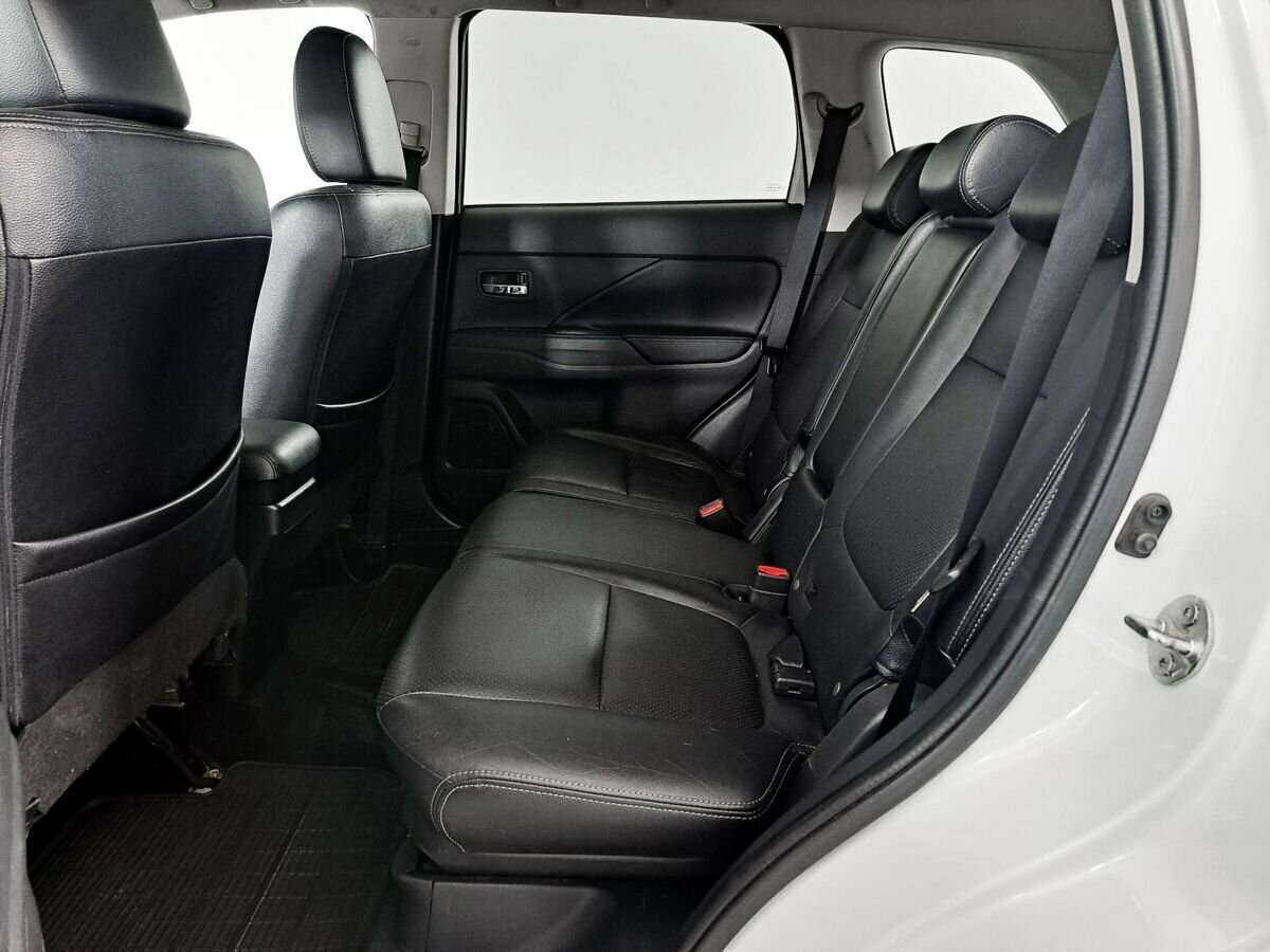 Mitsubishi Outlander, 2014 - 181 183 км. | Фото №8