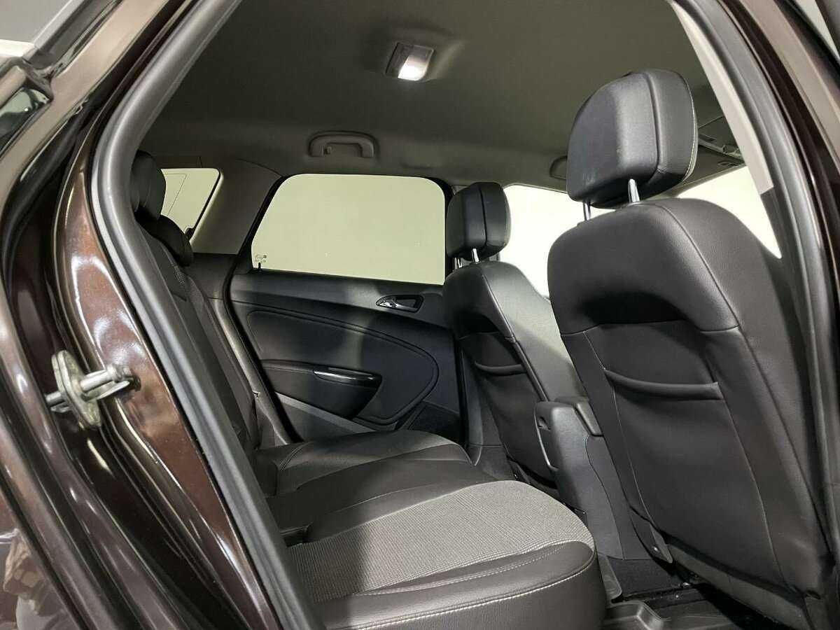 Opel Astra, 2012 Фото №16