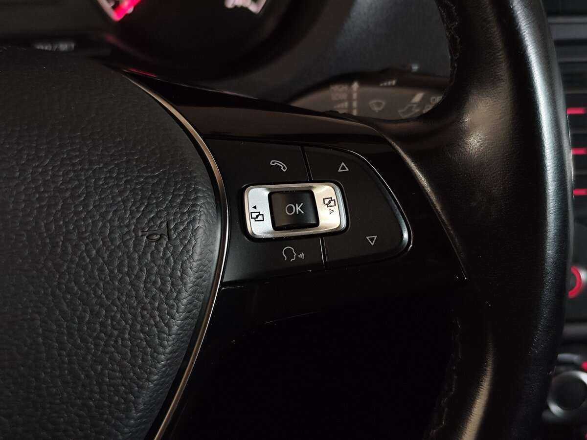 Volkswagen Polo, 2018 Фото №11