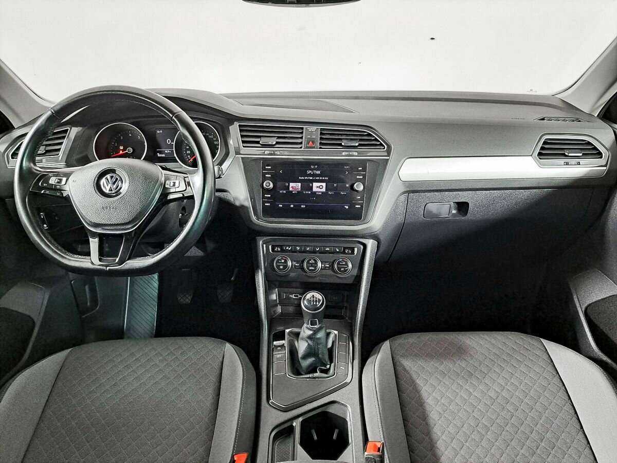 Volkswagen Tiguan, 2019 Фото №12