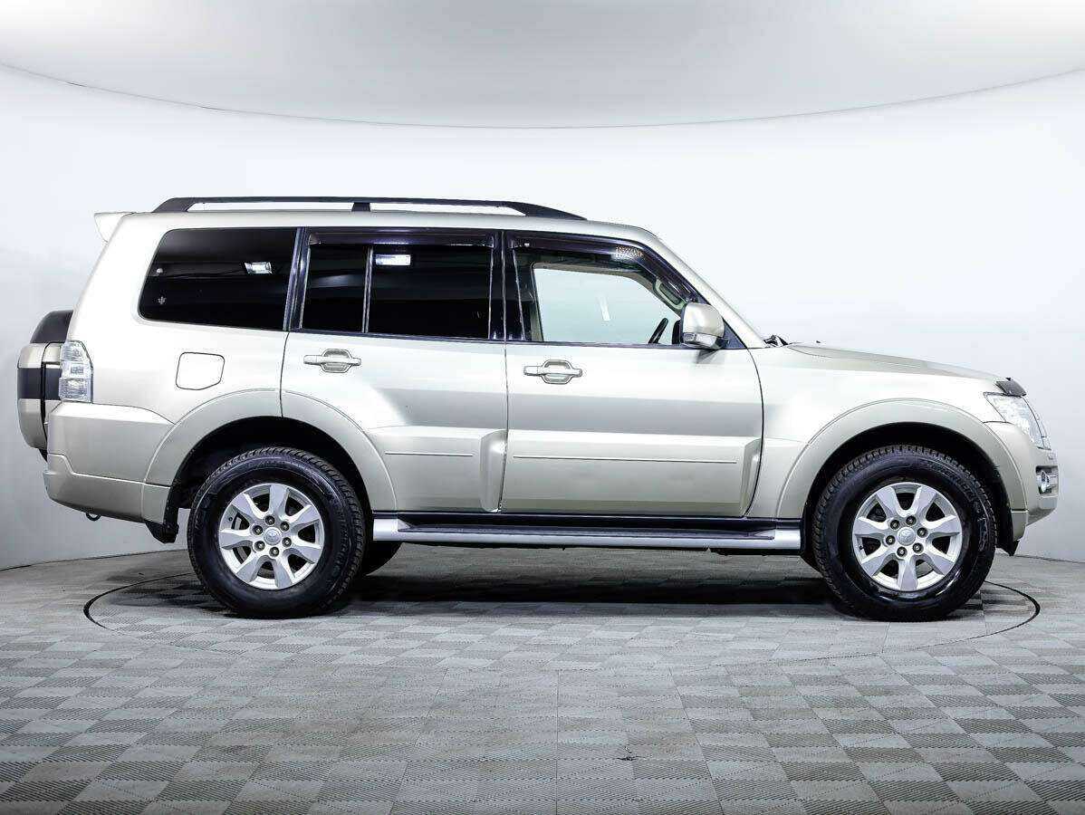Mitsubishi Pajero, 2014 - 132 703 км. | Фото №3