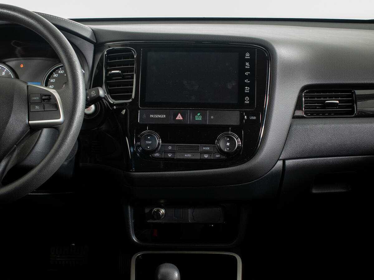 Mitsubishi Outlander, 2022 Фото №10