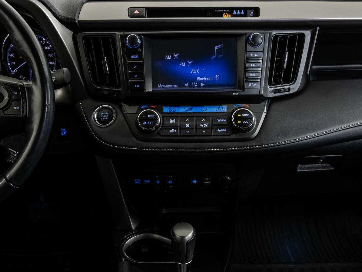 Toyota RAV4, 2016 Фото №13
