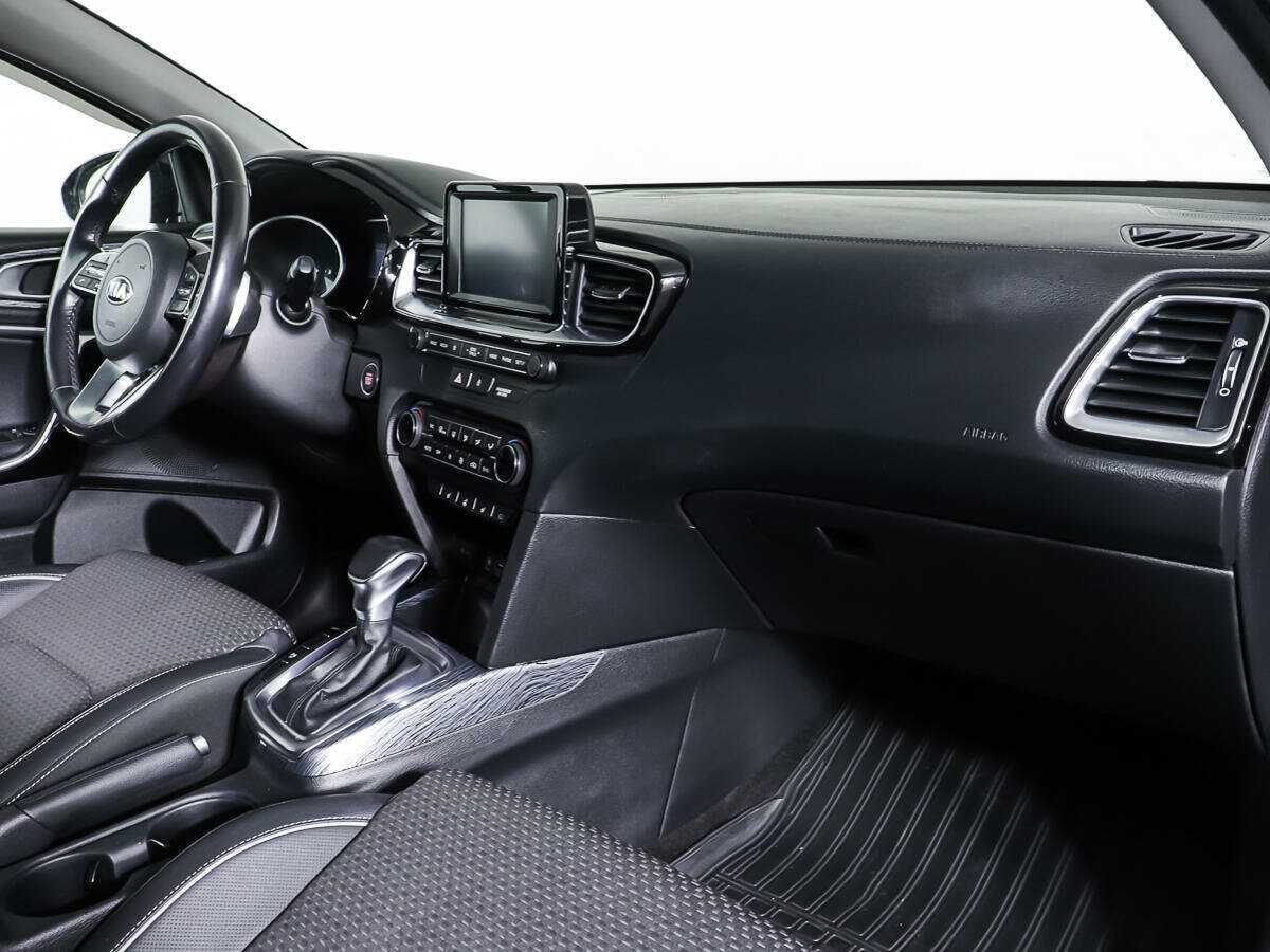 Kia Ceed, 2018 - 67 093 км. | Фото №8