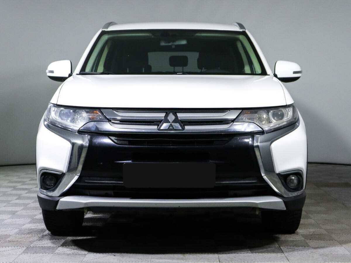 Mitsubishi Outlander, 2018 - 197 000 км. | Фото №2