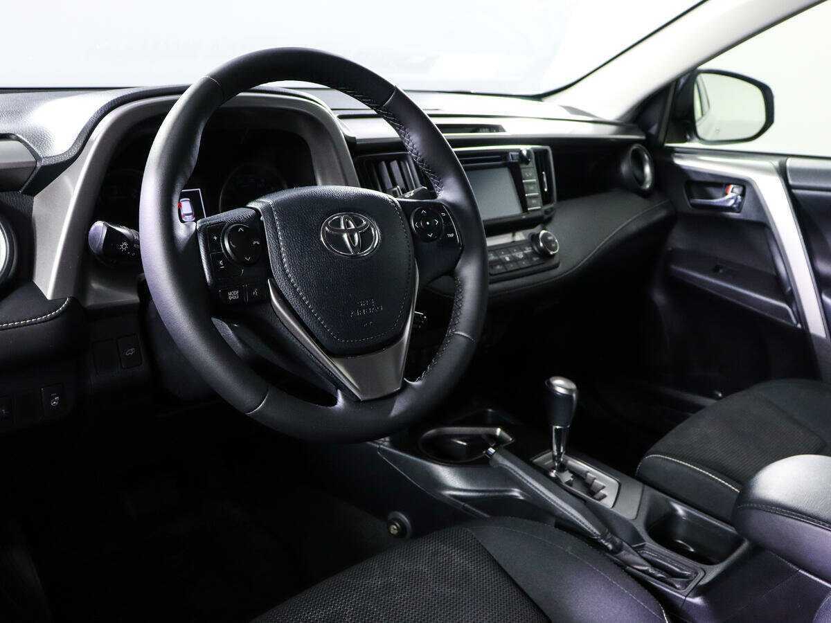 Toyota RAV4, 2016 Фото №14