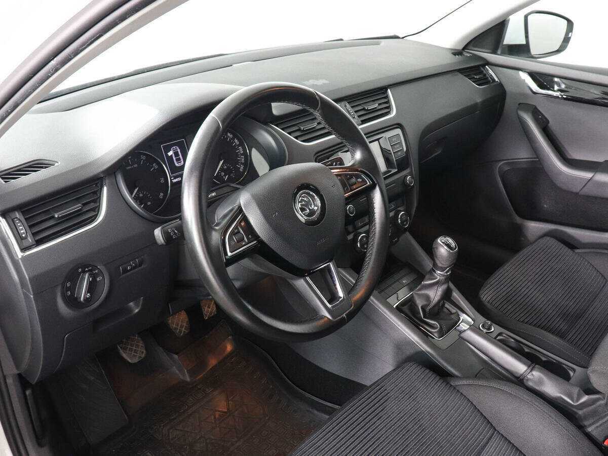 Skoda Octavia, 2015 Фото №9