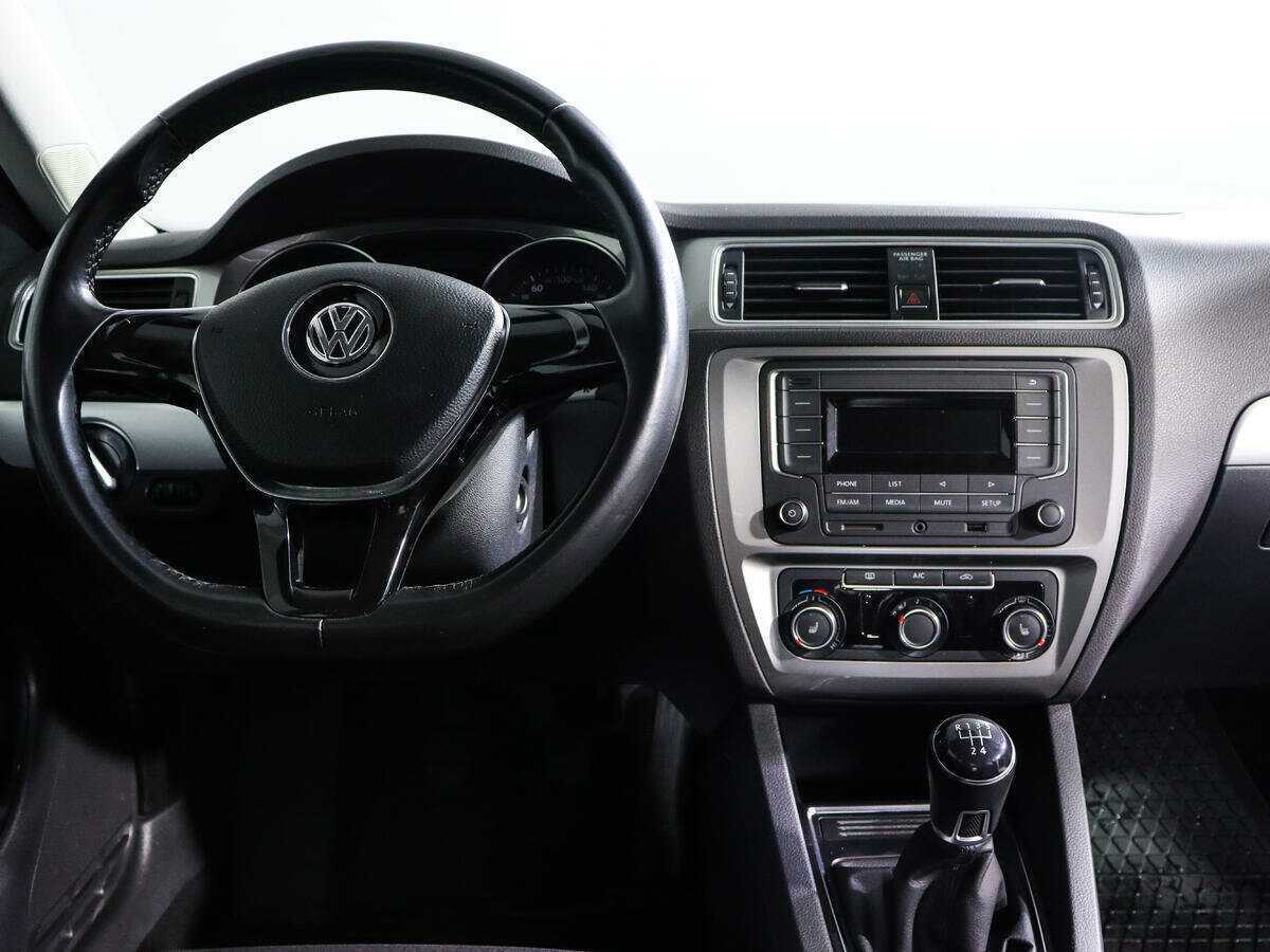 Volkswagen Jetta, 2017 Фото №10