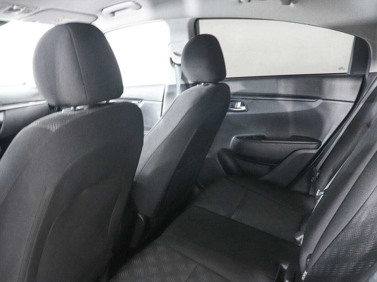 Kia Rio, 2019 Фото №12