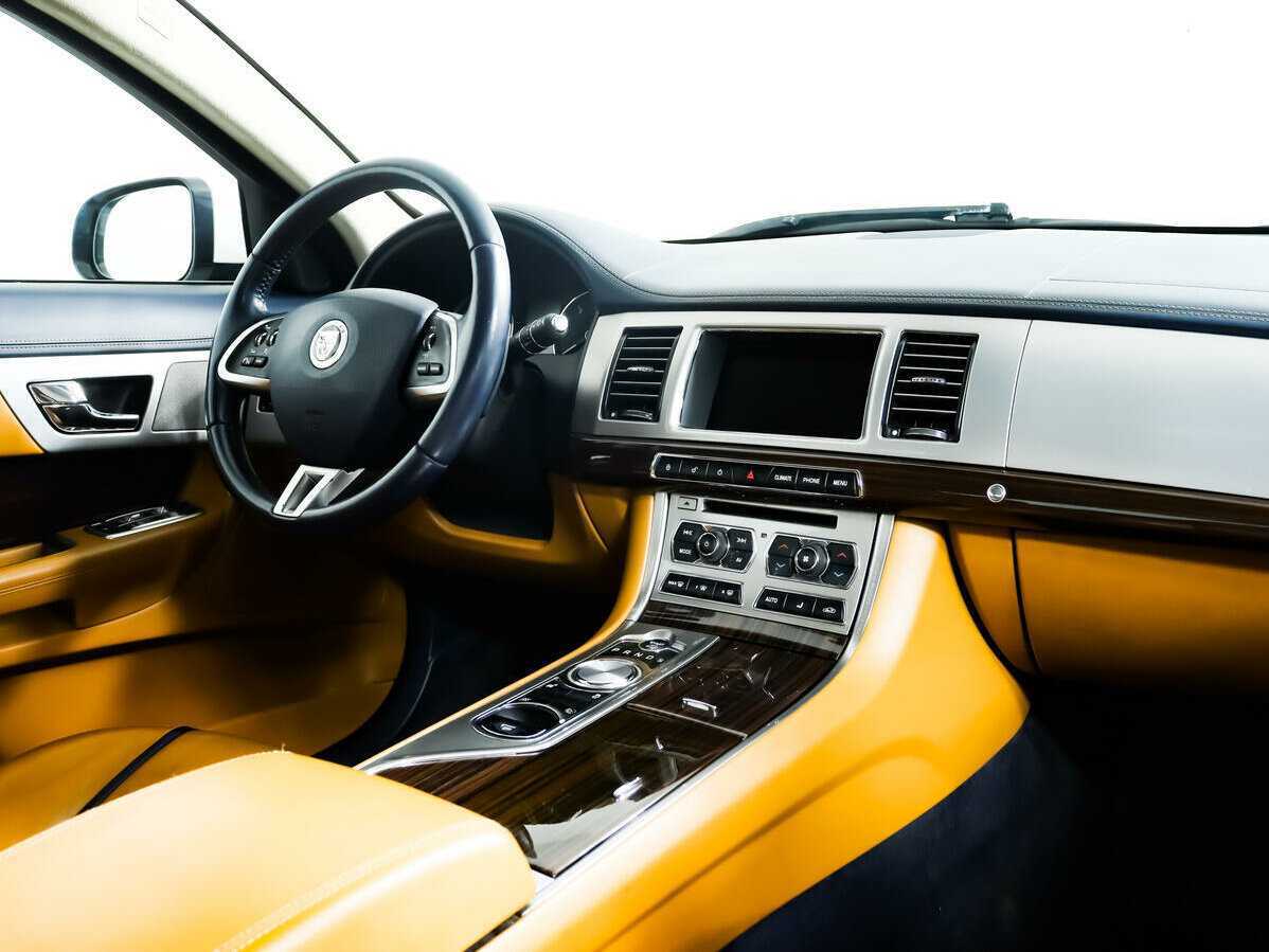 Jaguar XF, 2012 Фото №7