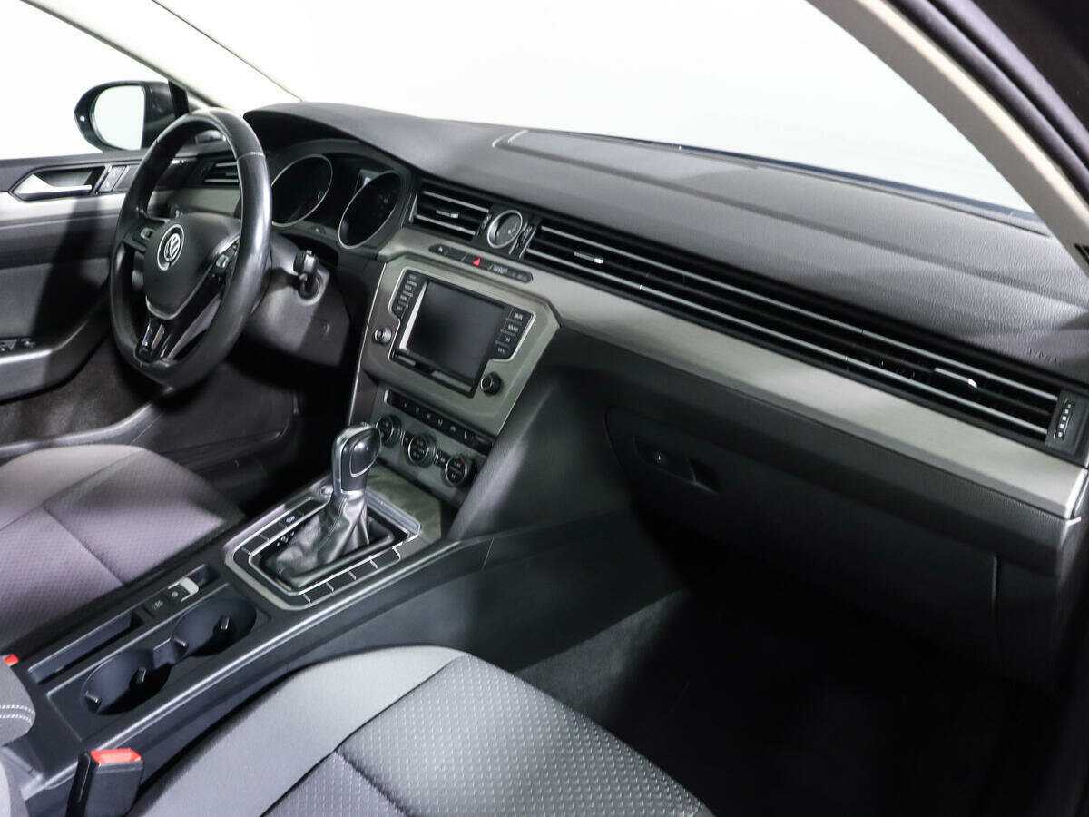 Volkswagen Passat, 2016 - 131 019 км. | Фото №7