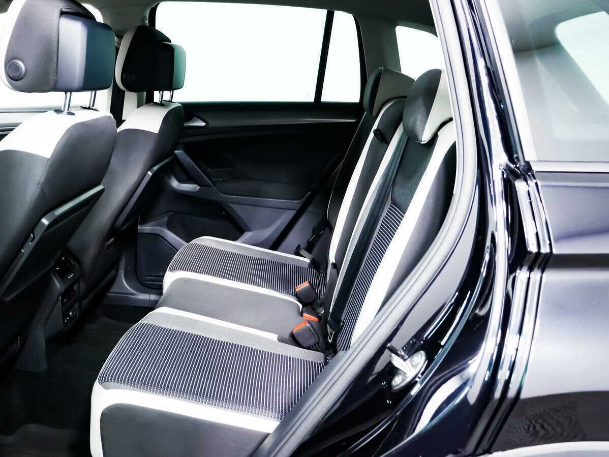 Volkswagen Tiguan, 2020 Фото №10