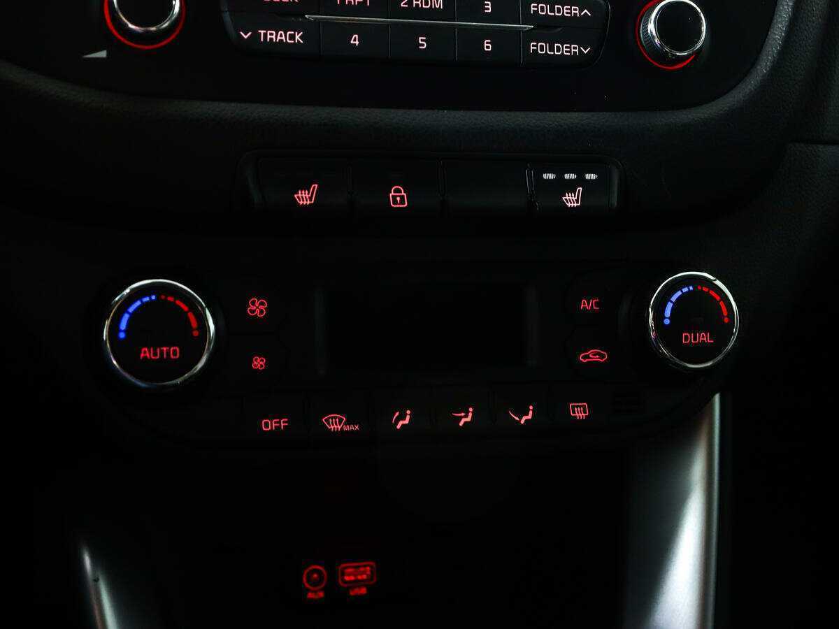 Kia Ceed, 2018 Фото №14