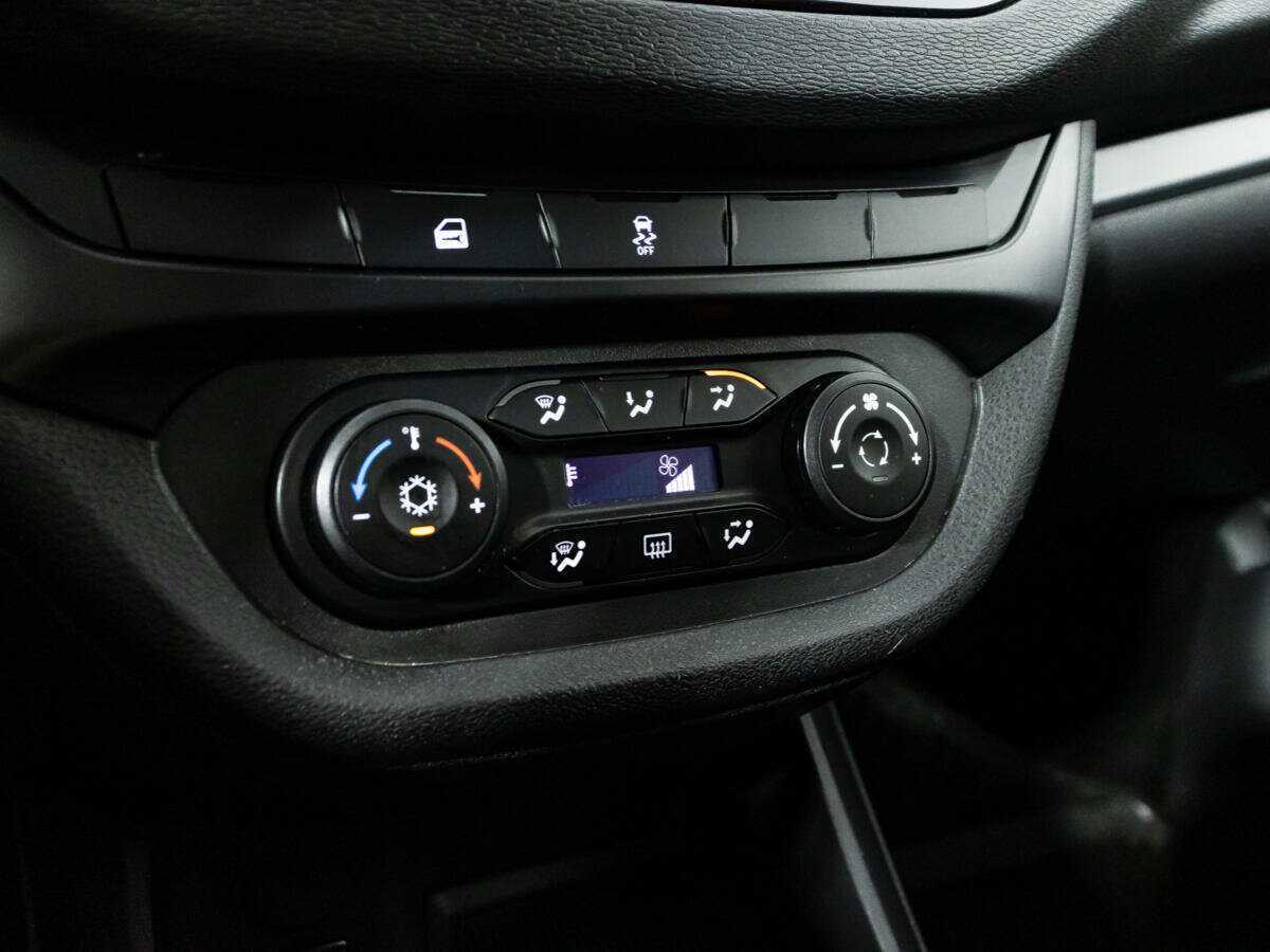 Lada (ВАЗ) Vesta, 2022 Фото №16