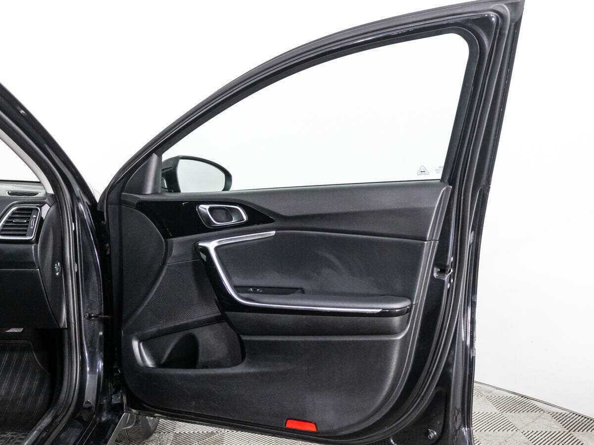 Kia Ceed, 2019 Фото №25