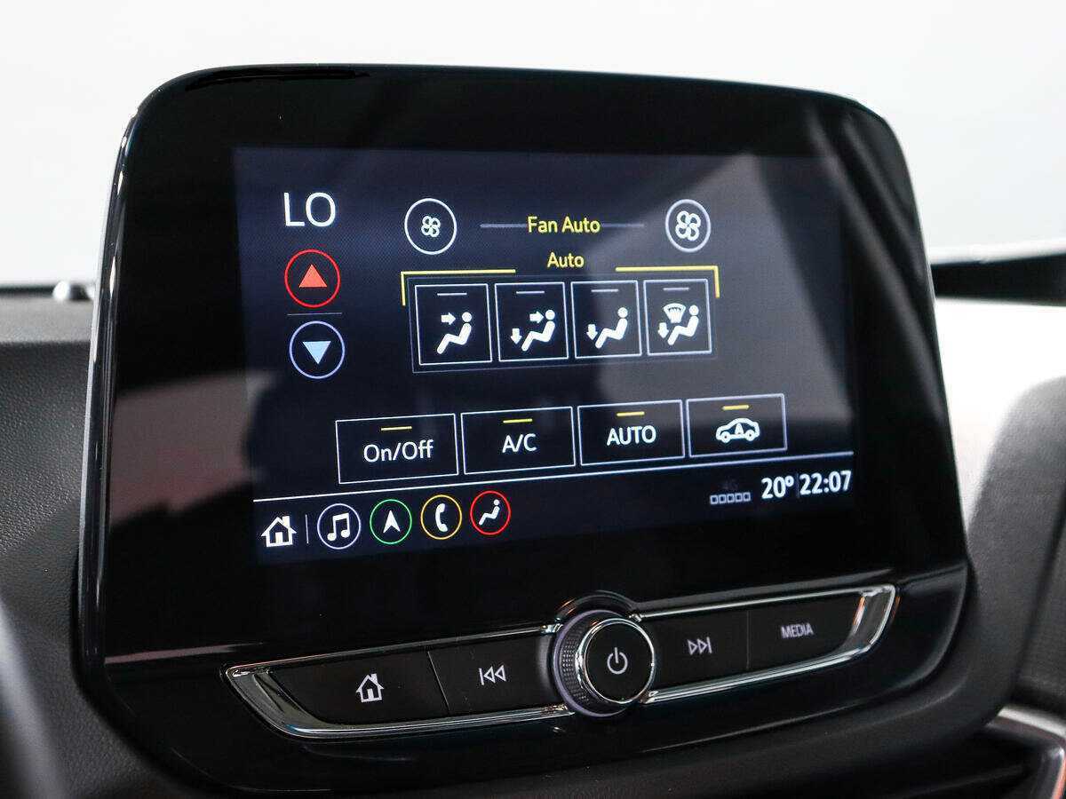 Chevrolet Orlando, 2022 Фото №17