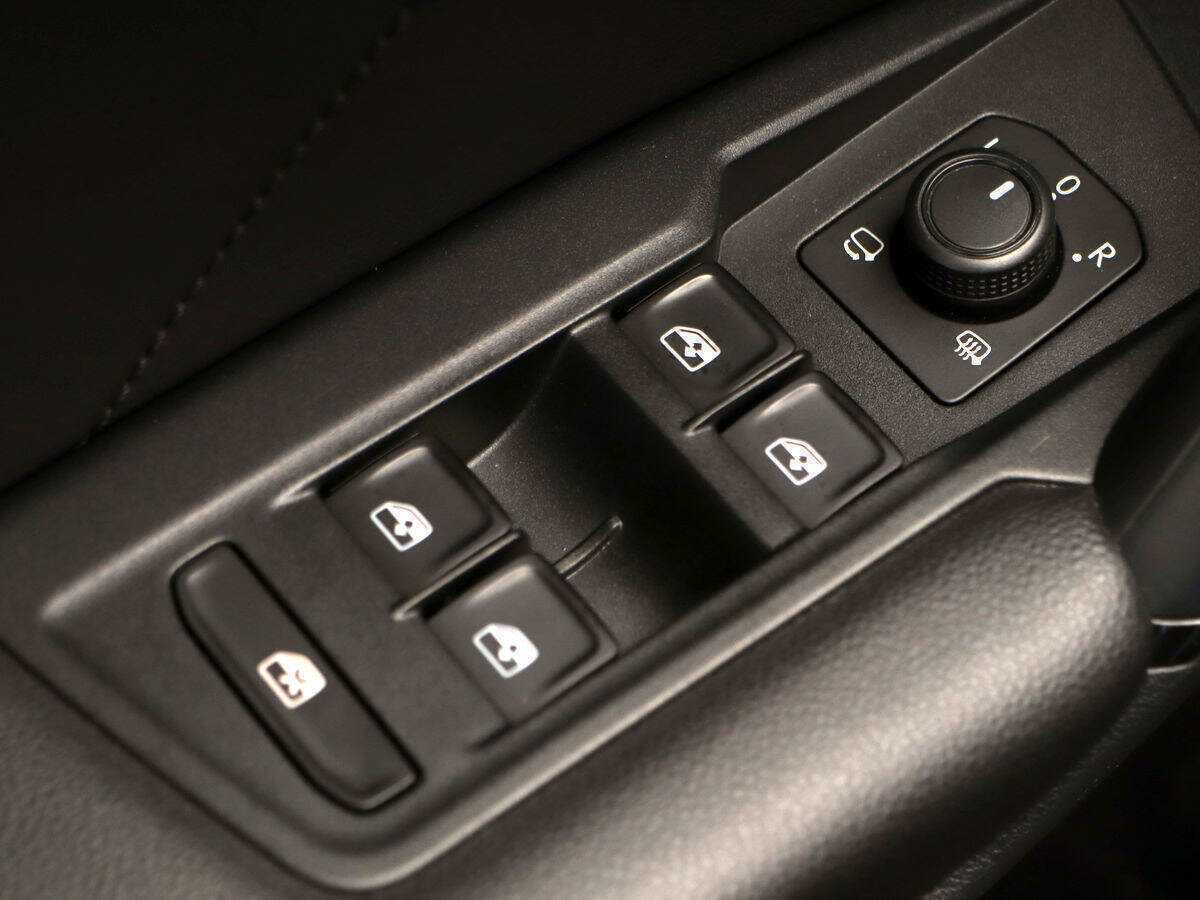 Volkswagen Tiguan, 2020 Фото №14