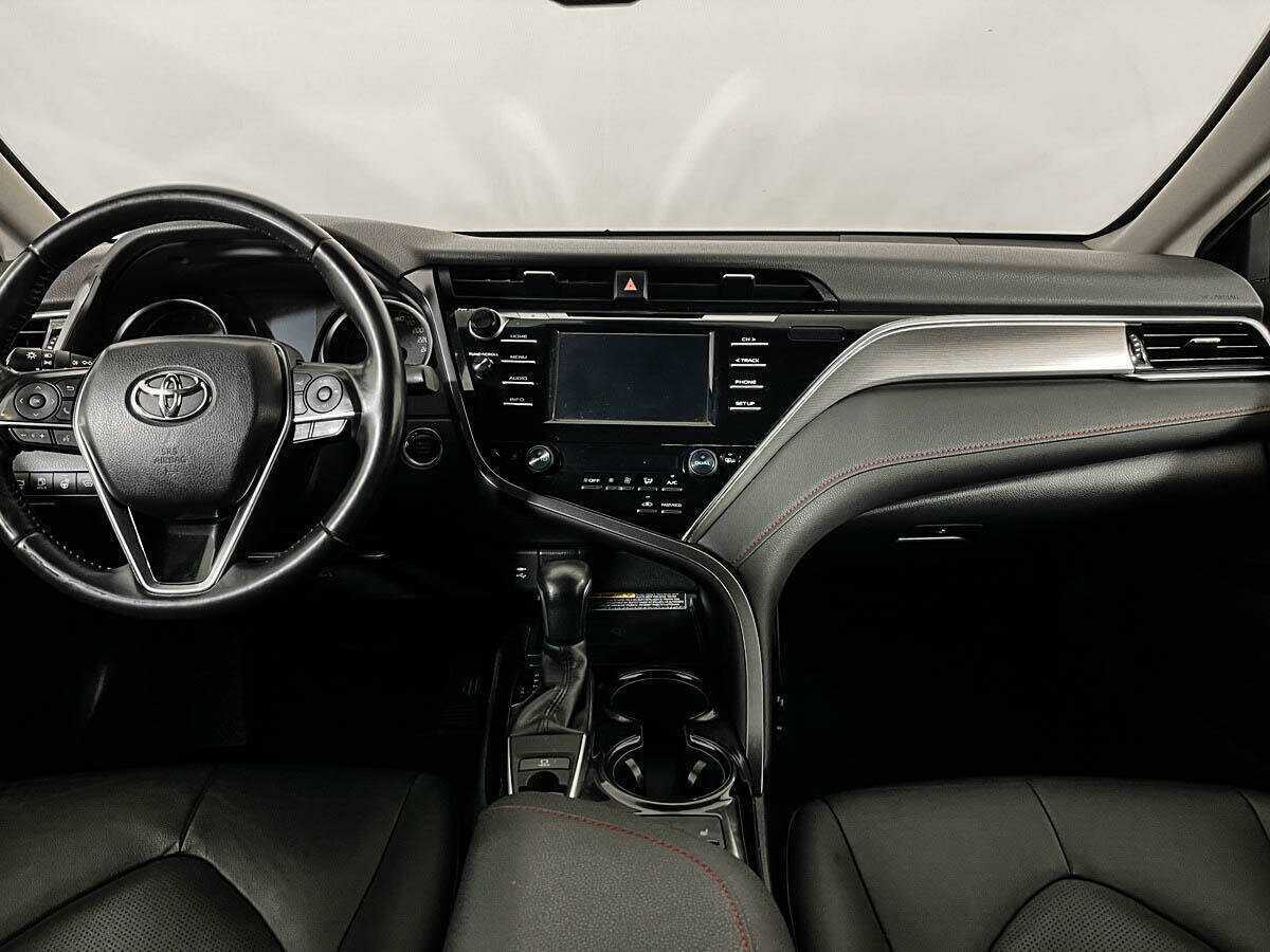 Toyota Camry, 2020 Фото №12