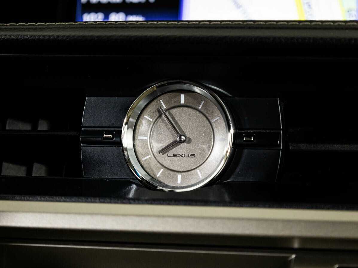 Lexus ES 300h, 2014 Фото №17