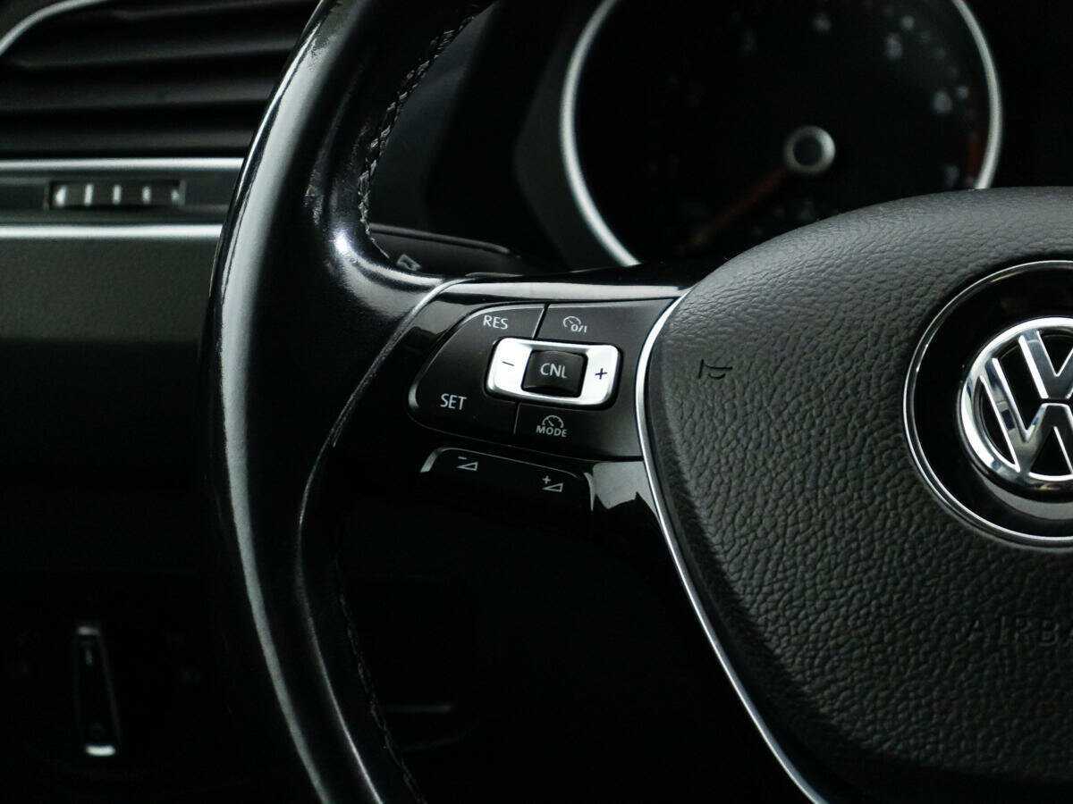 Volkswagen Tiguan, 2017 Фото №21