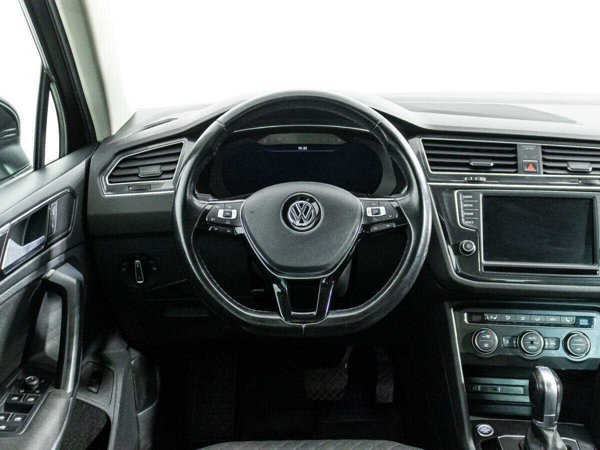 Volkswagen Tiguan, 2017 Фото №20