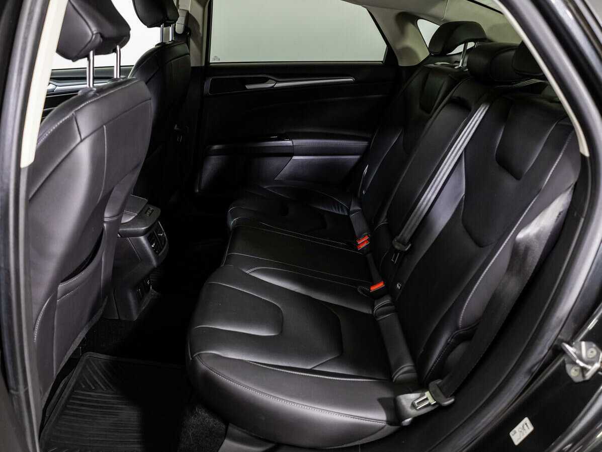 Ford Mondeo, 2018 Фото №10