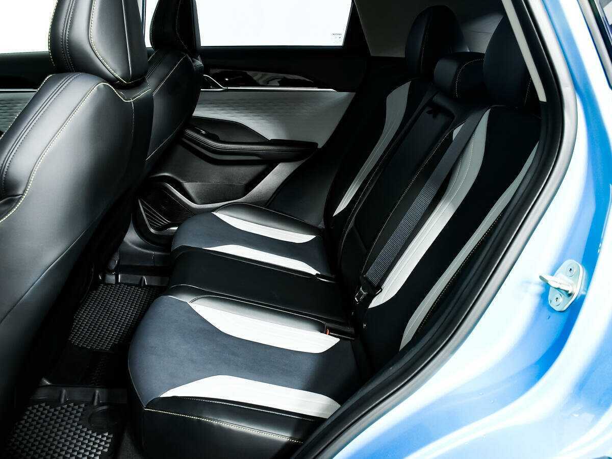 Geely Coolray (Binyue Cool), 2022 Фото №12