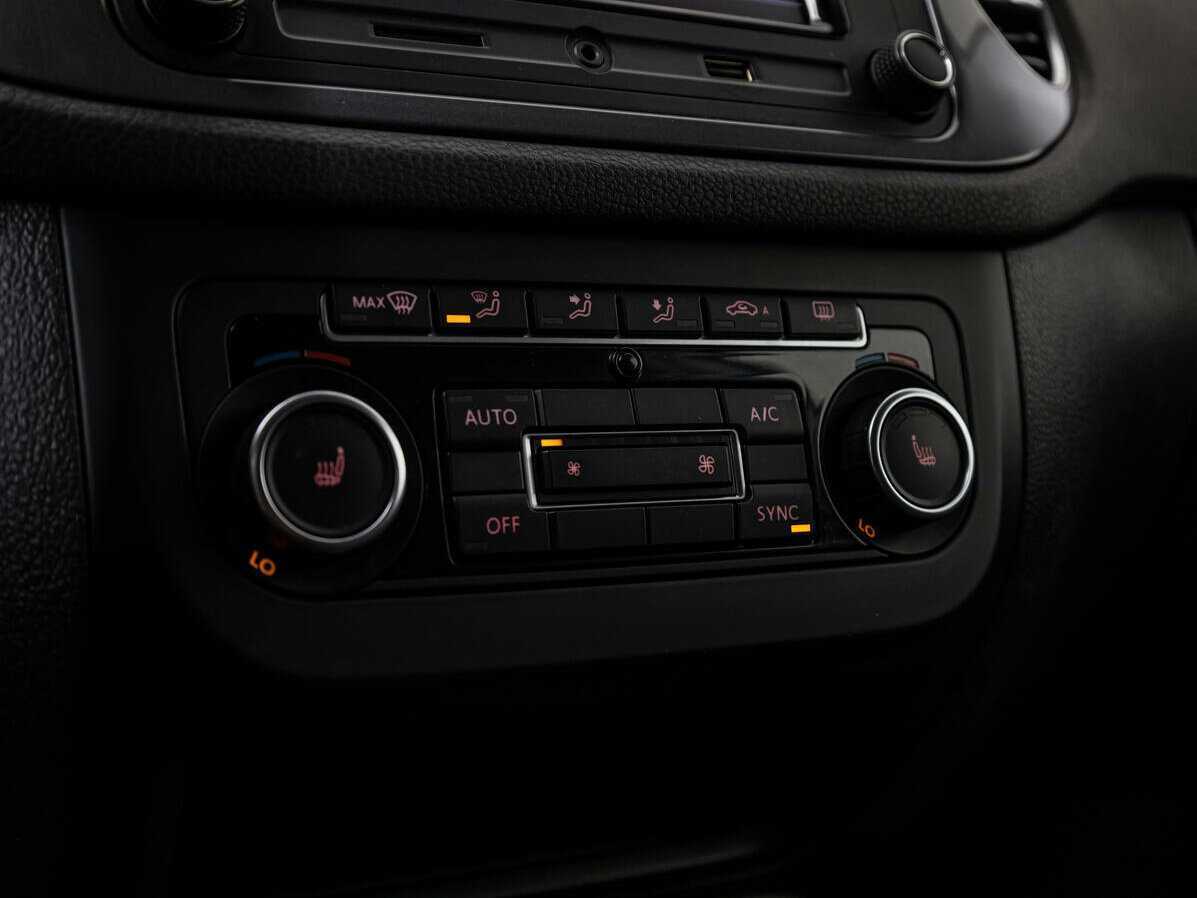 Volkswagen Tiguan, 2013 Фото №14