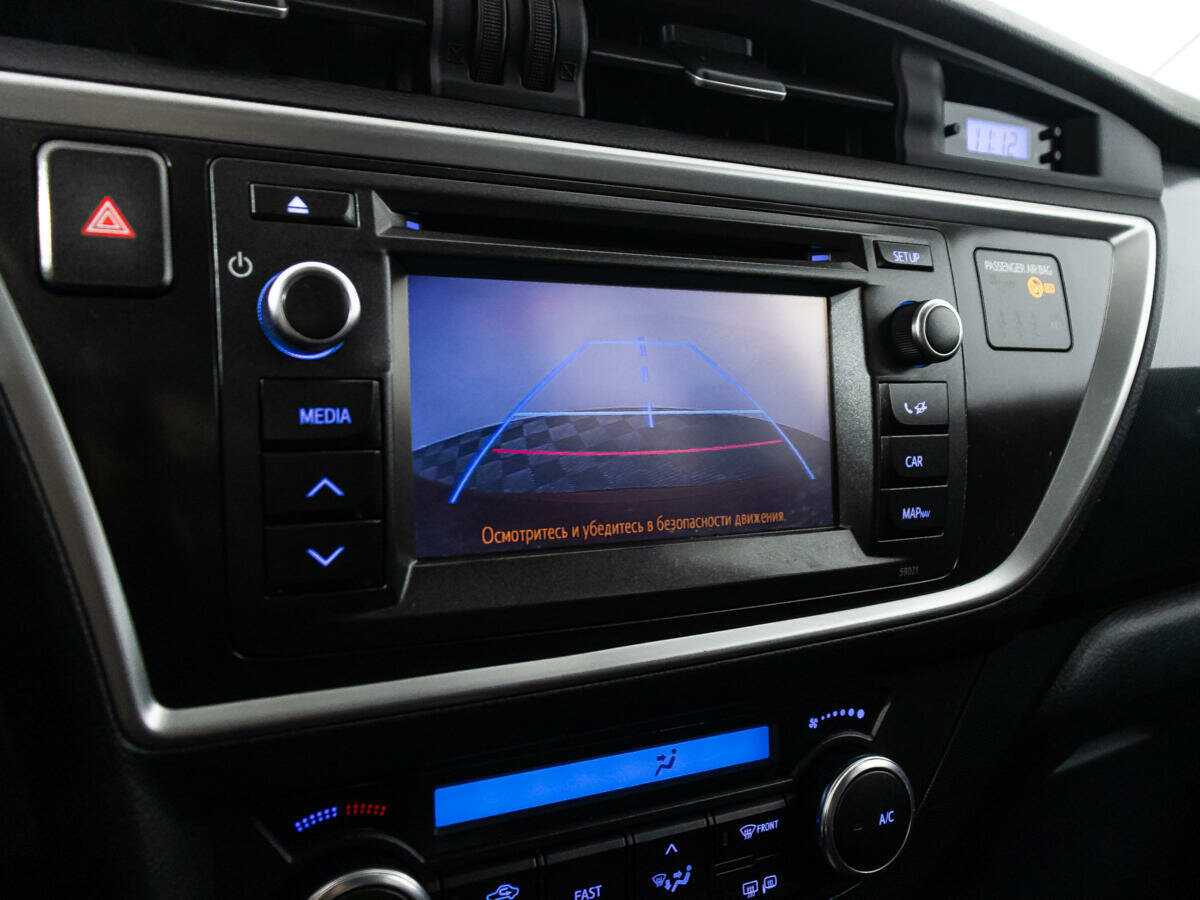 Toyota Auris, 2013 Фото №15