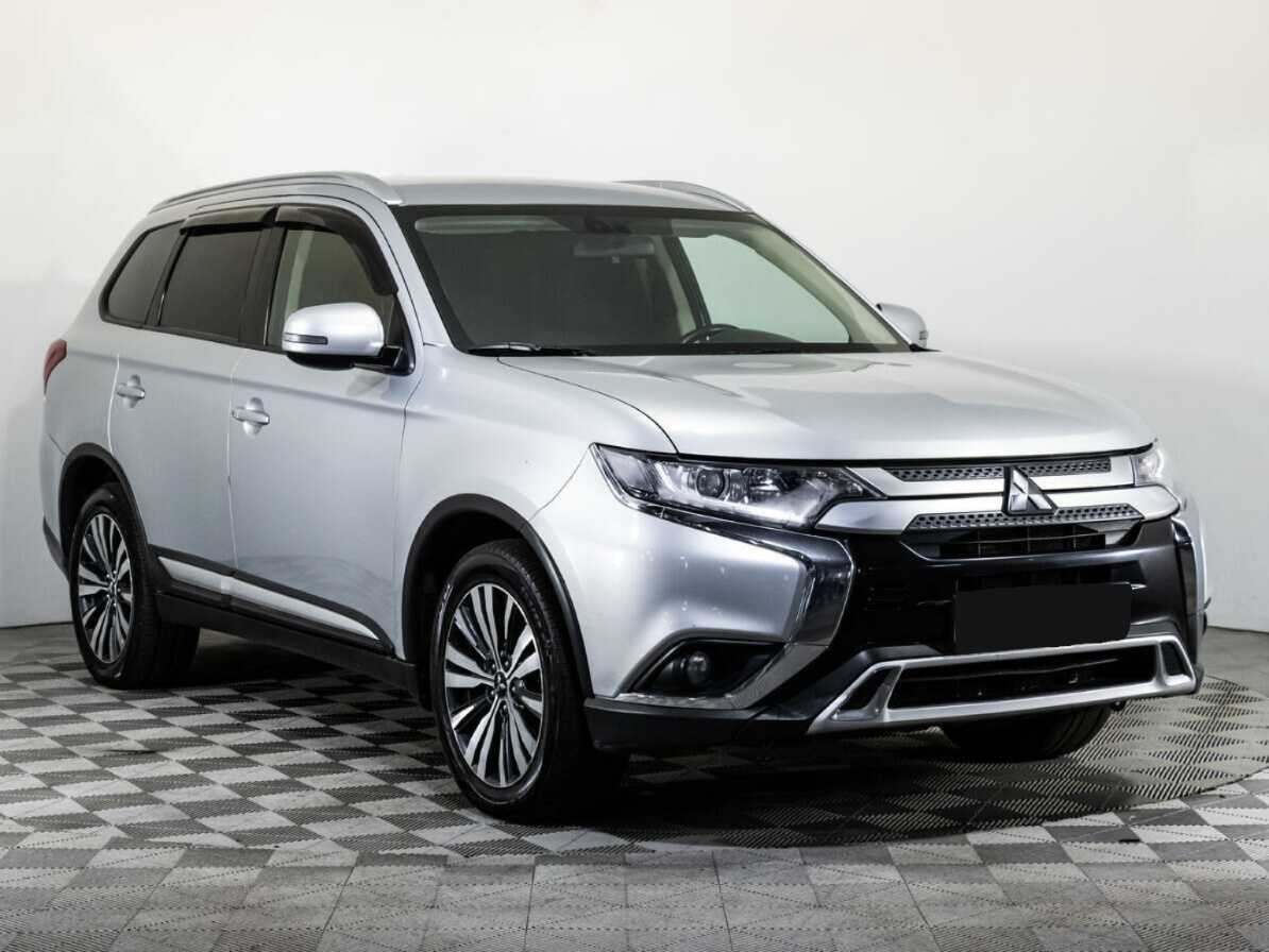 Mitsubishi Outlander, 2019 - 75 292 км. | Фото №3